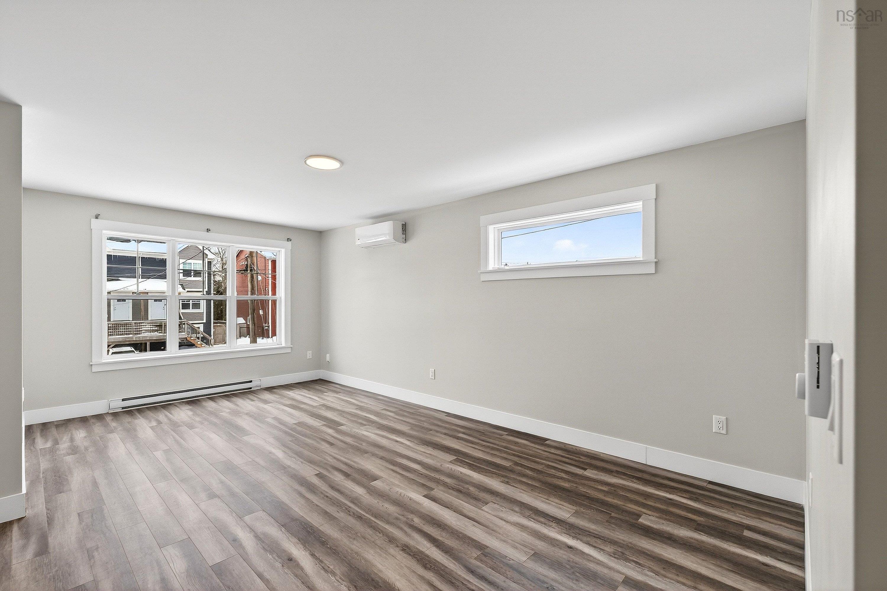 View image 8