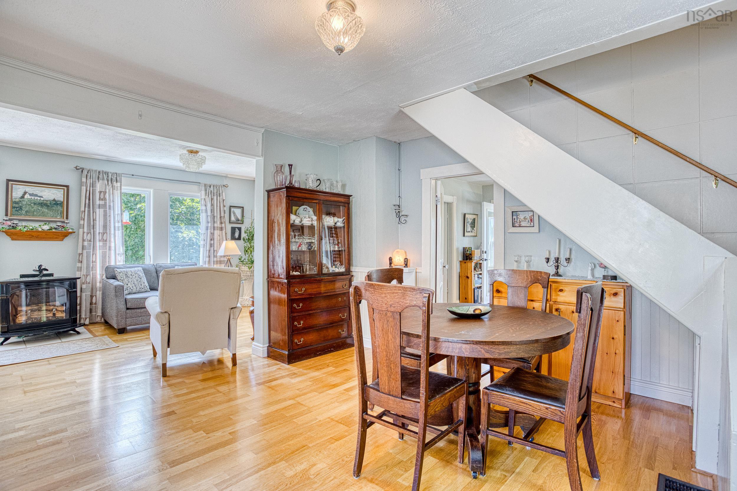 View image 10