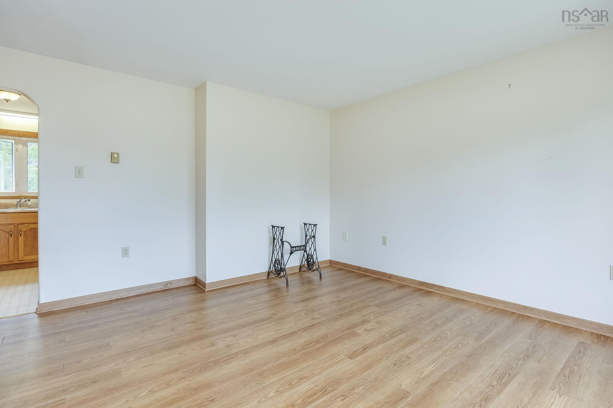 View image 11