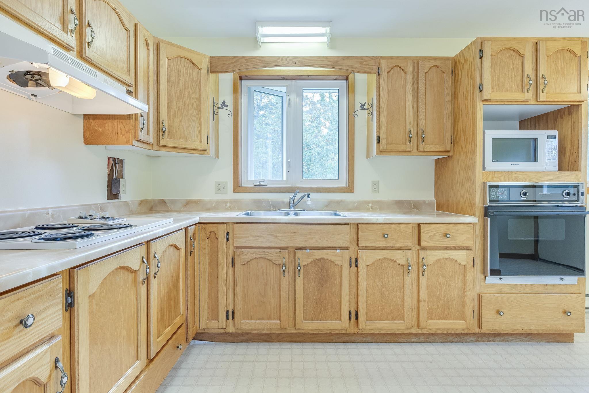 View image 12