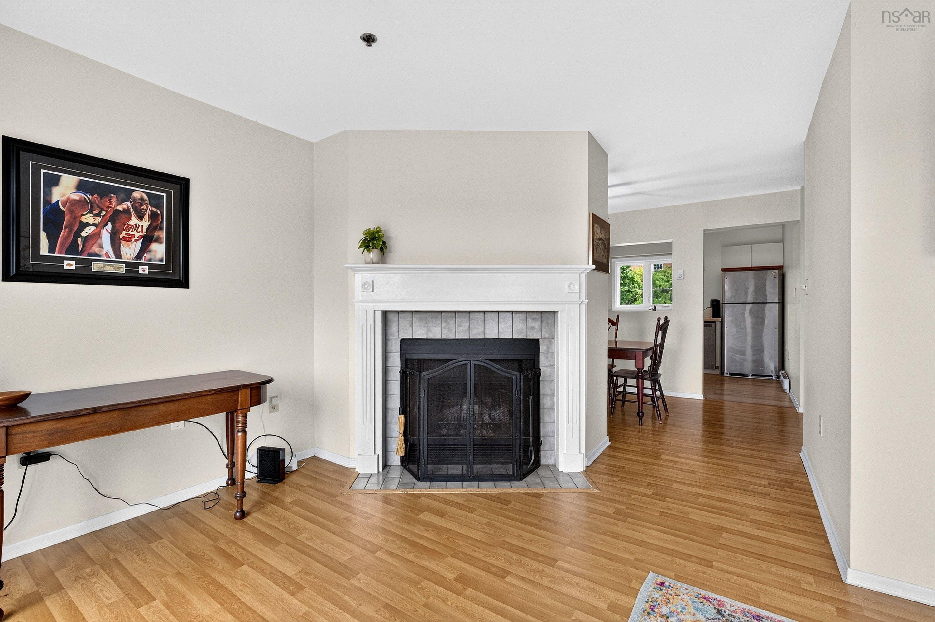 View image 10