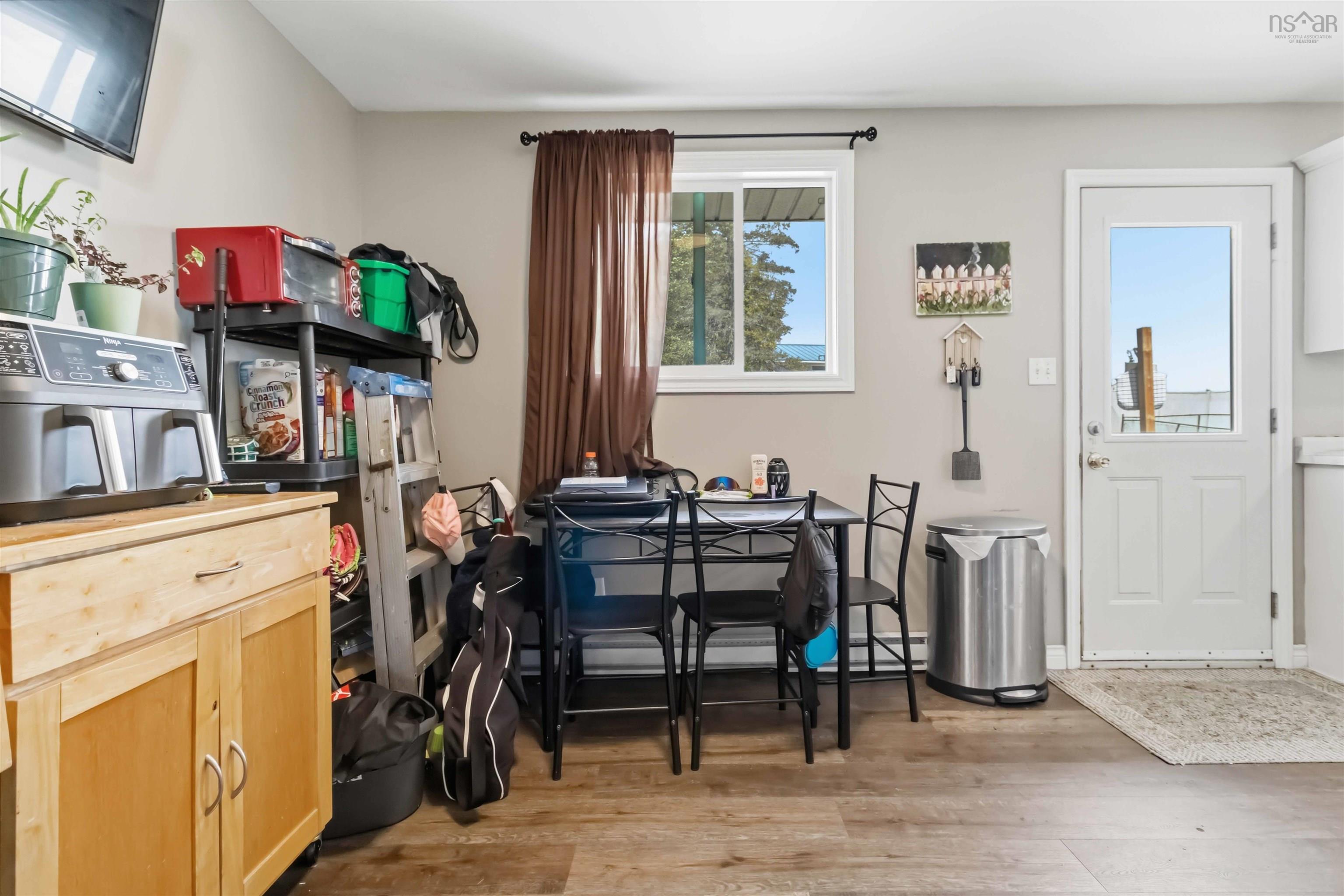 View image 11