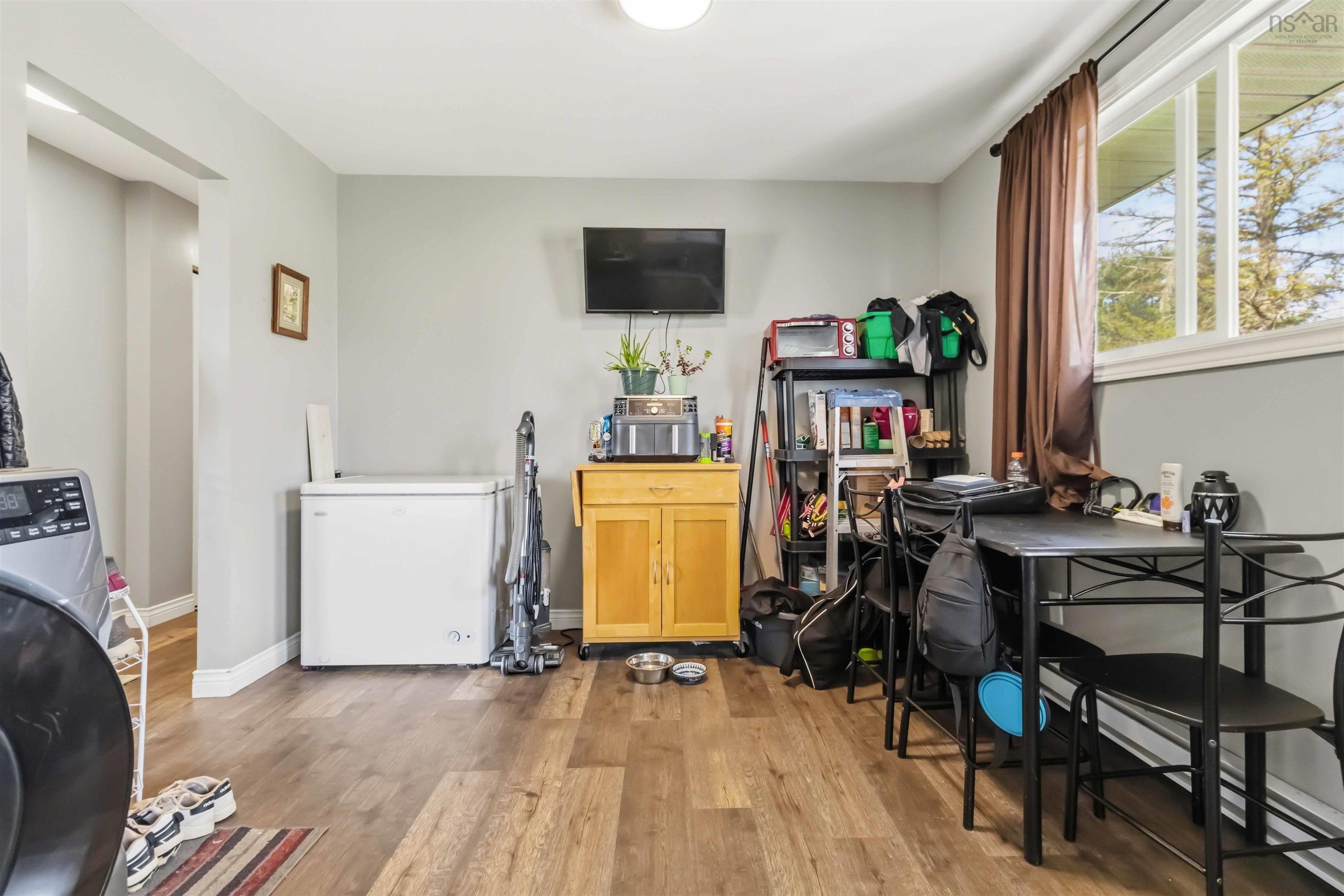 View image 12