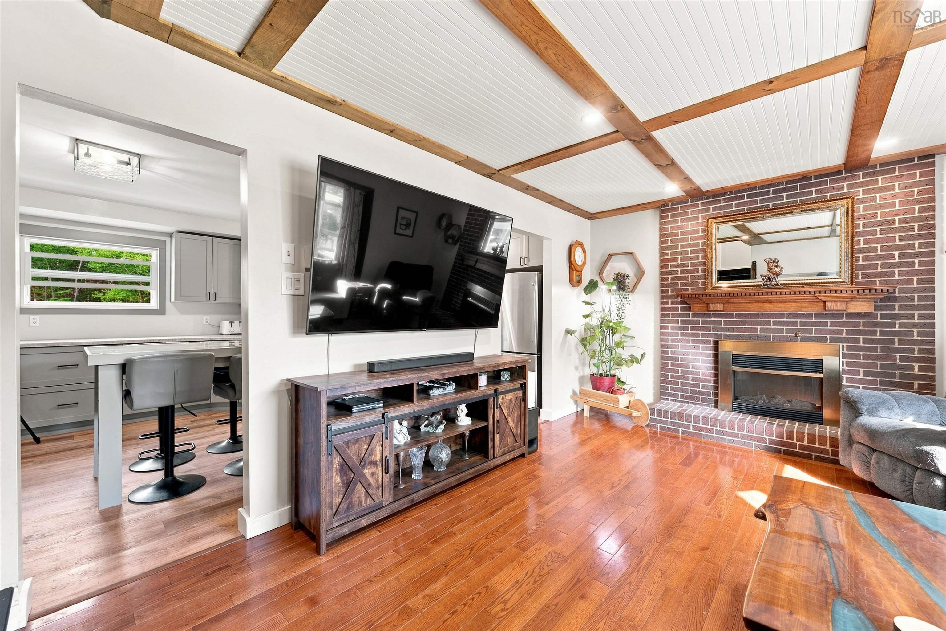 View image 9