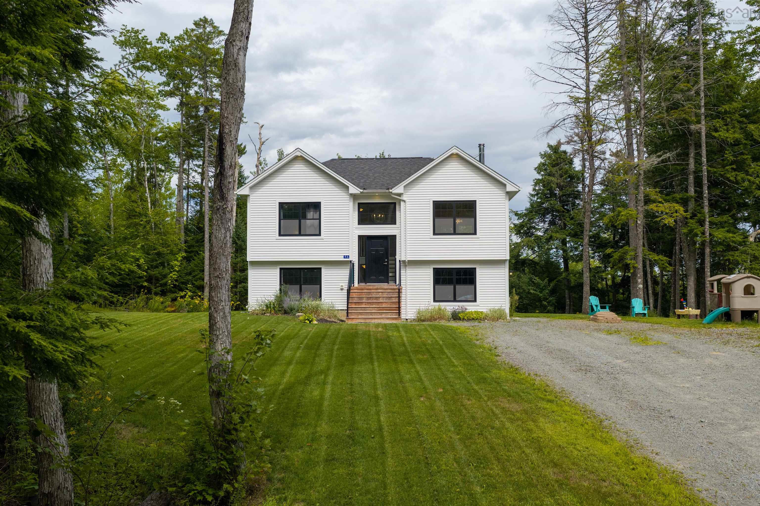 Thumbnail image for 46 Chalet Lane MLS<sup>®</sup> 202621057