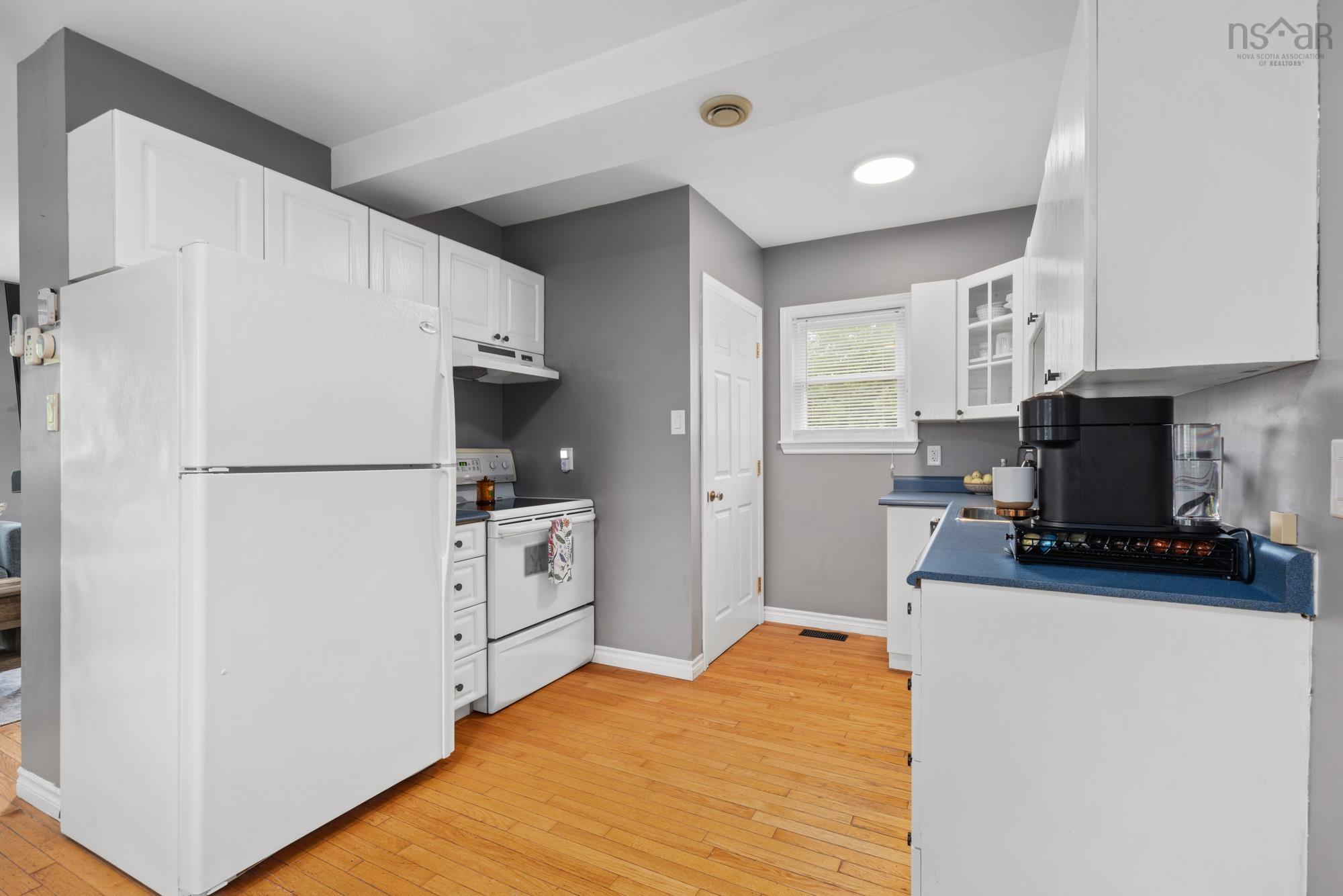 View image 10