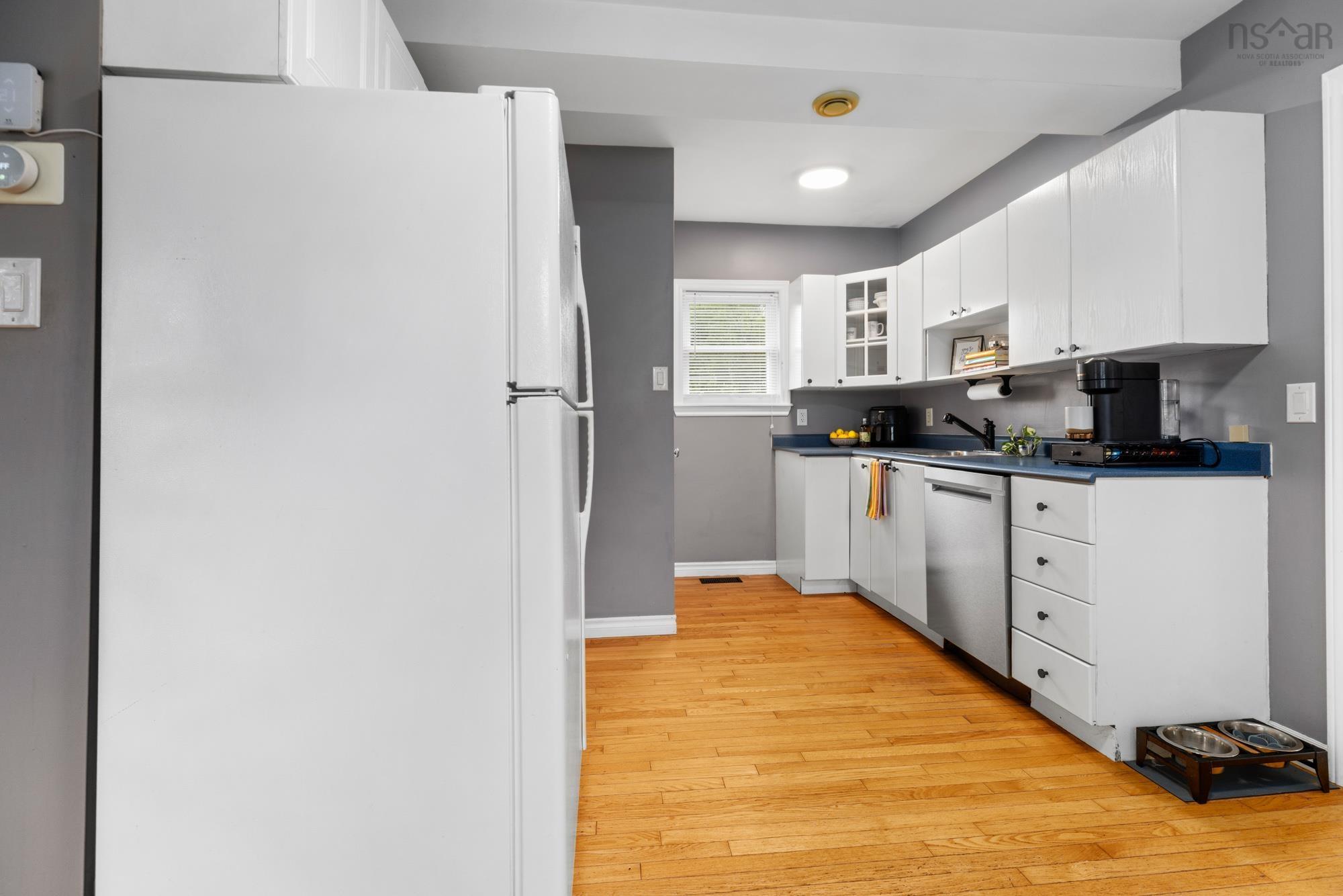View image 11