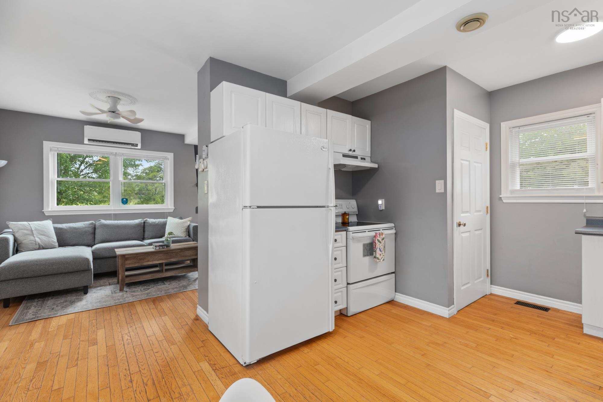 View image 12