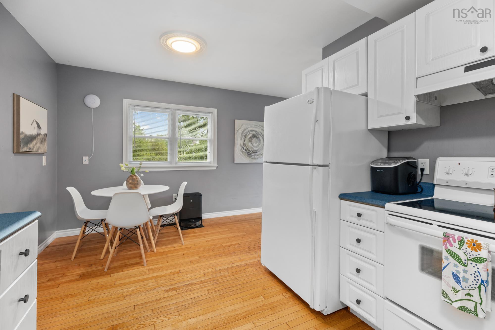 View image 9