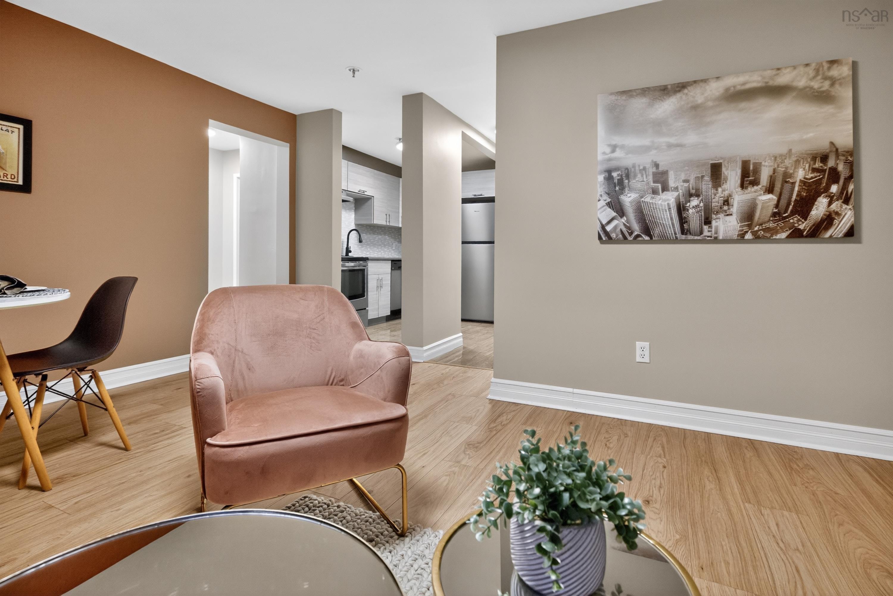 View image 12