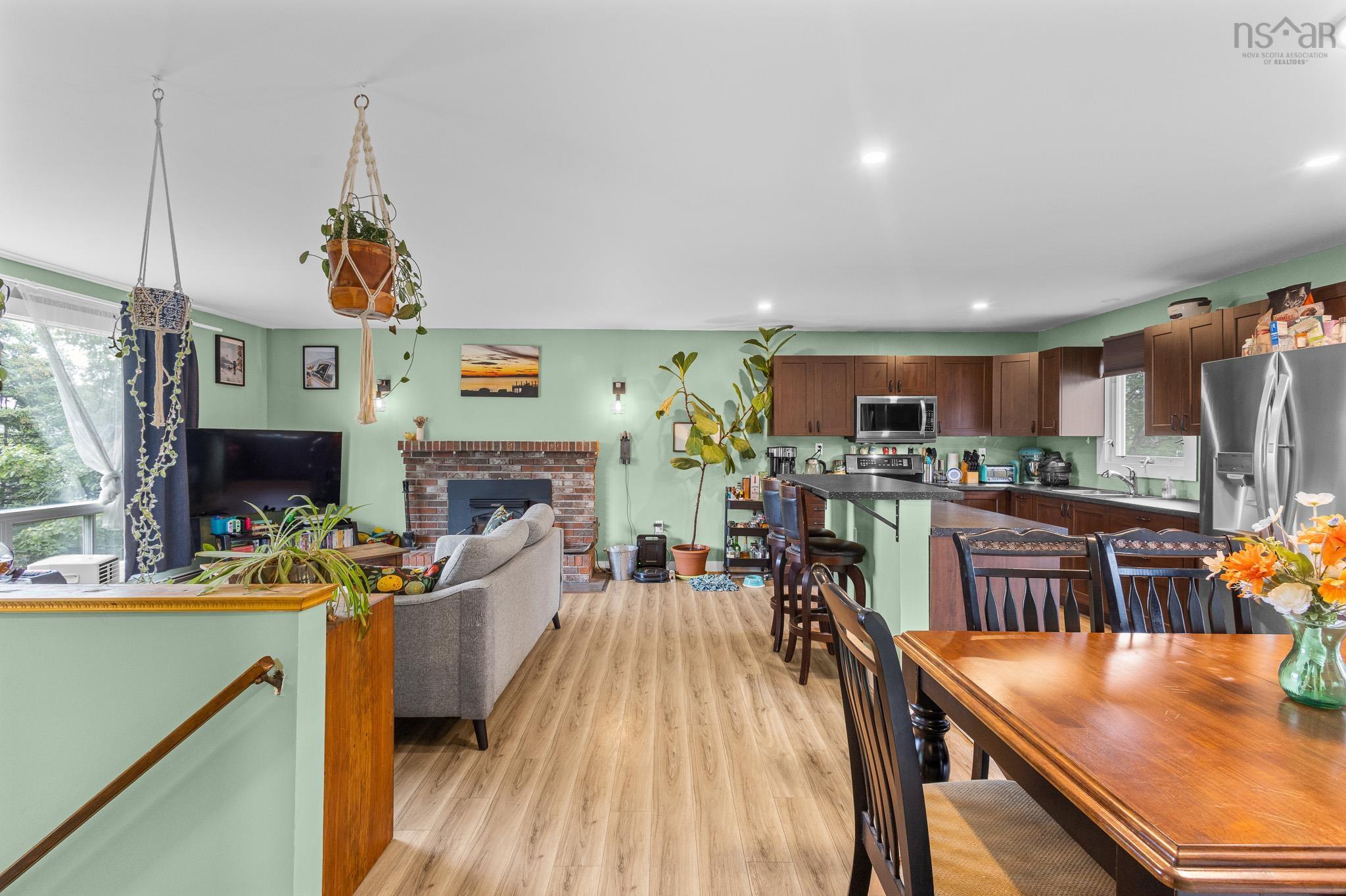 View image 19