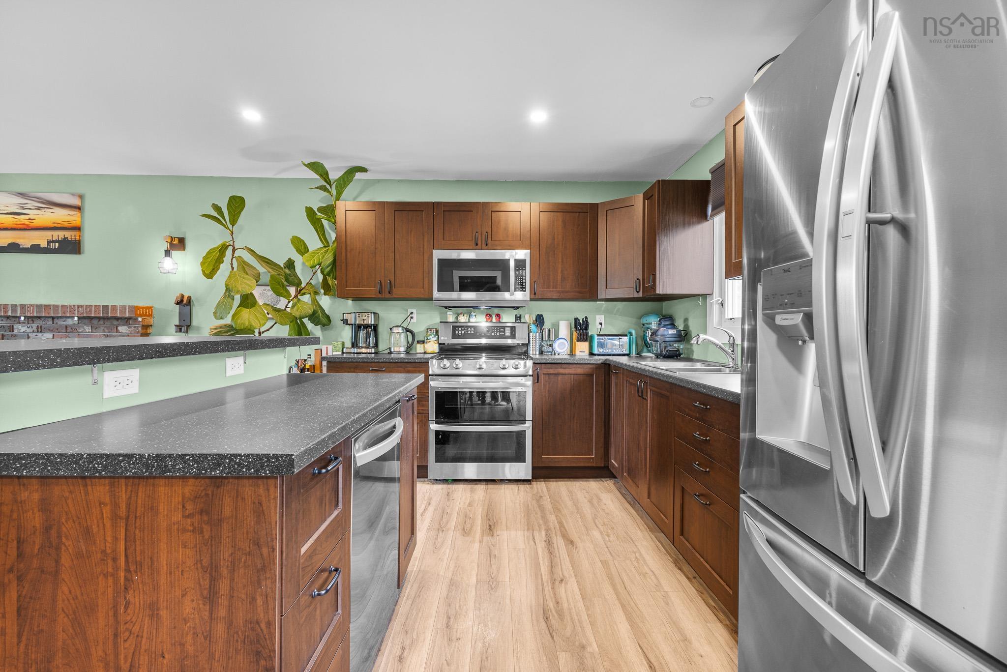 View image 9