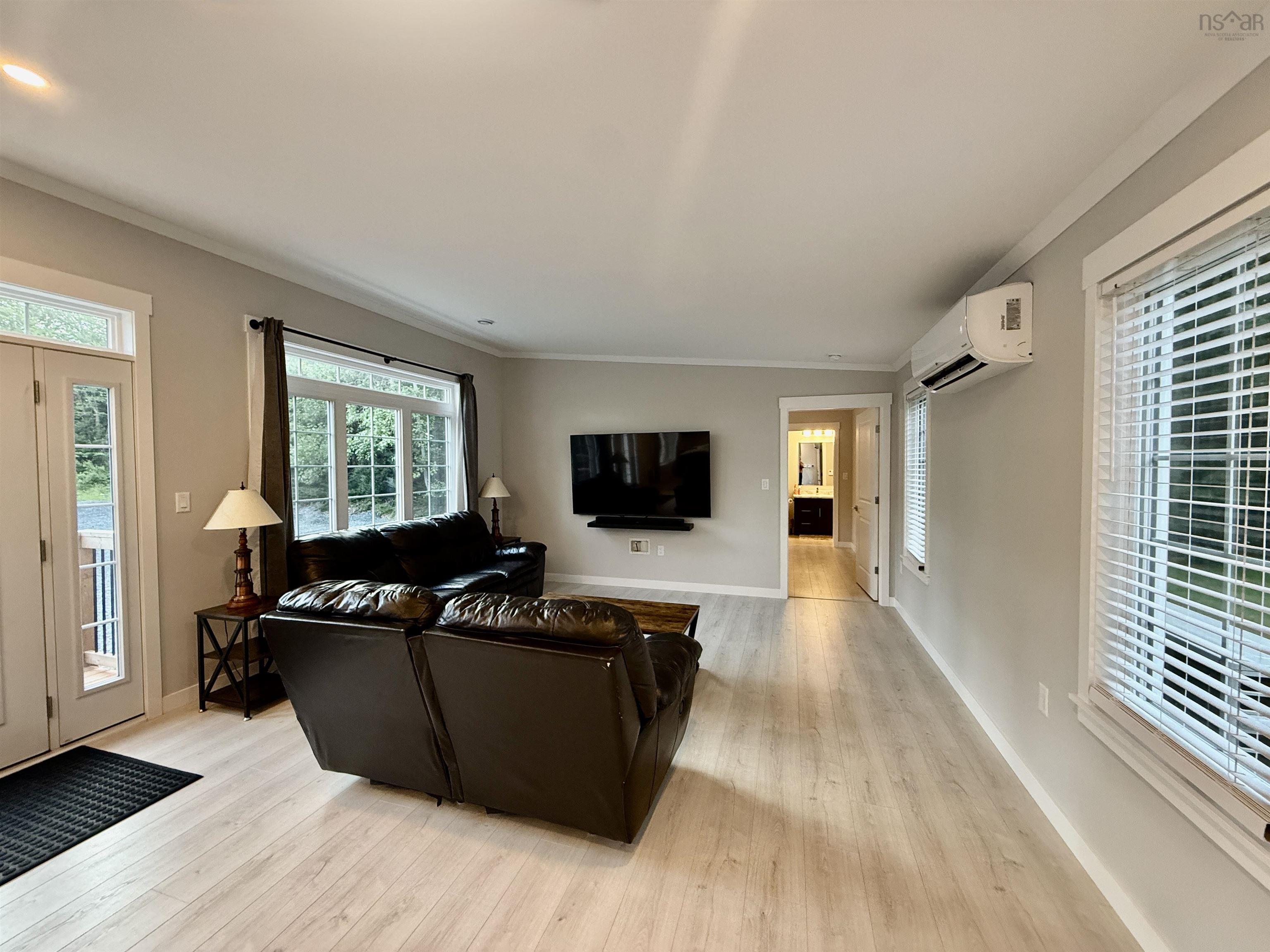 View image 9