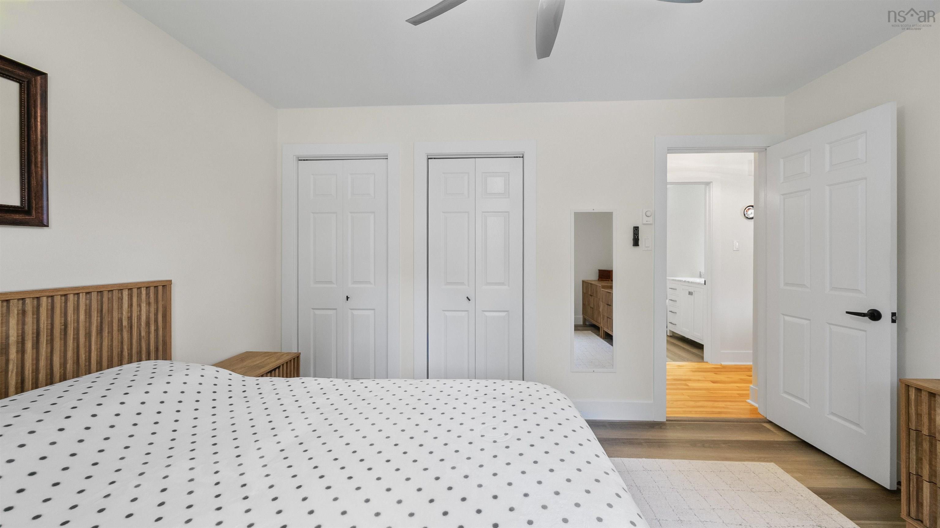 View image 18