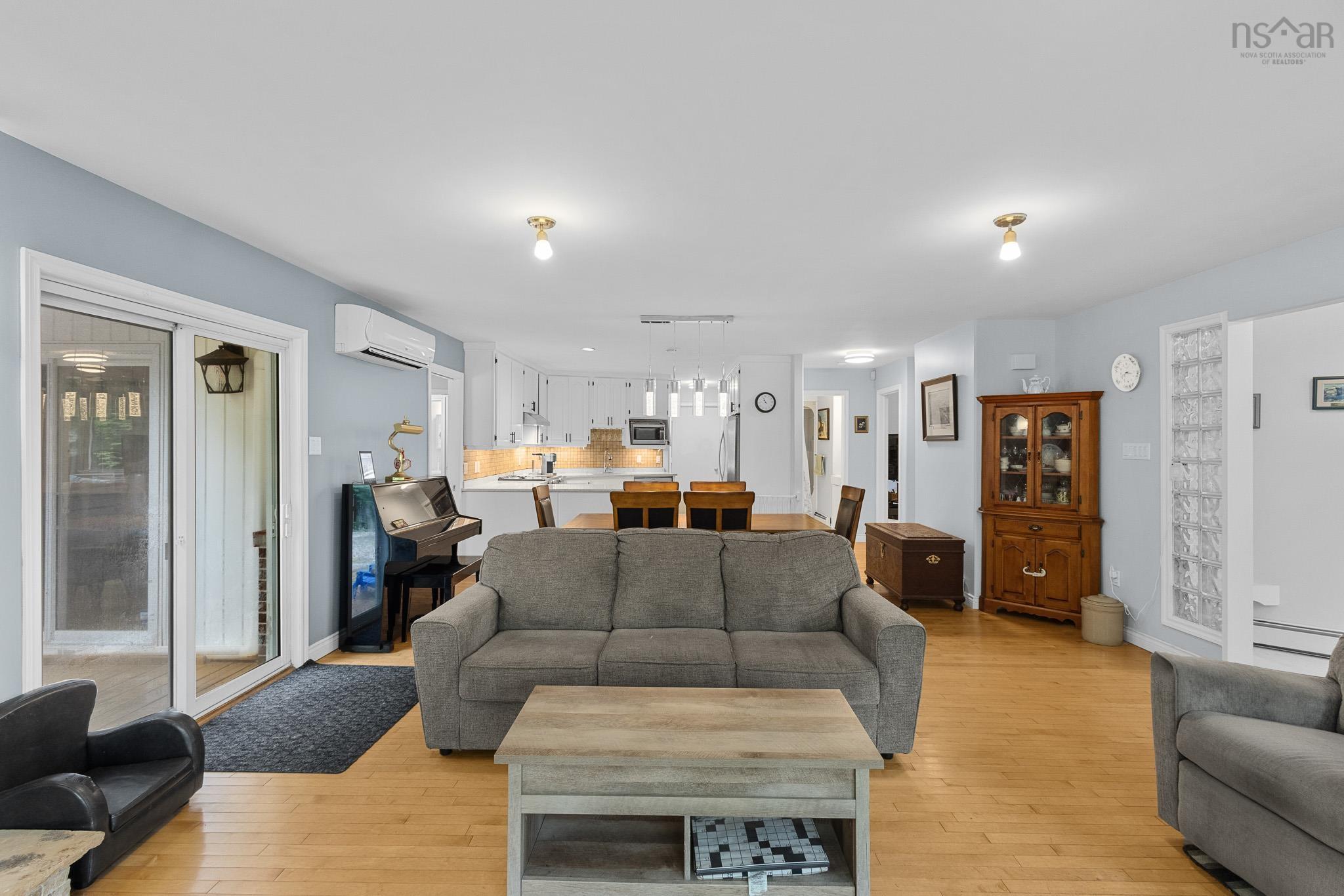 View image 10