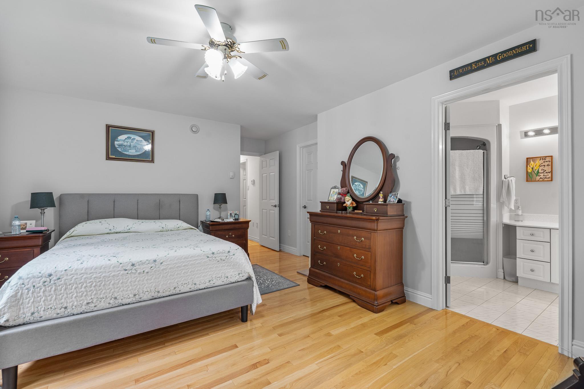 View image 18