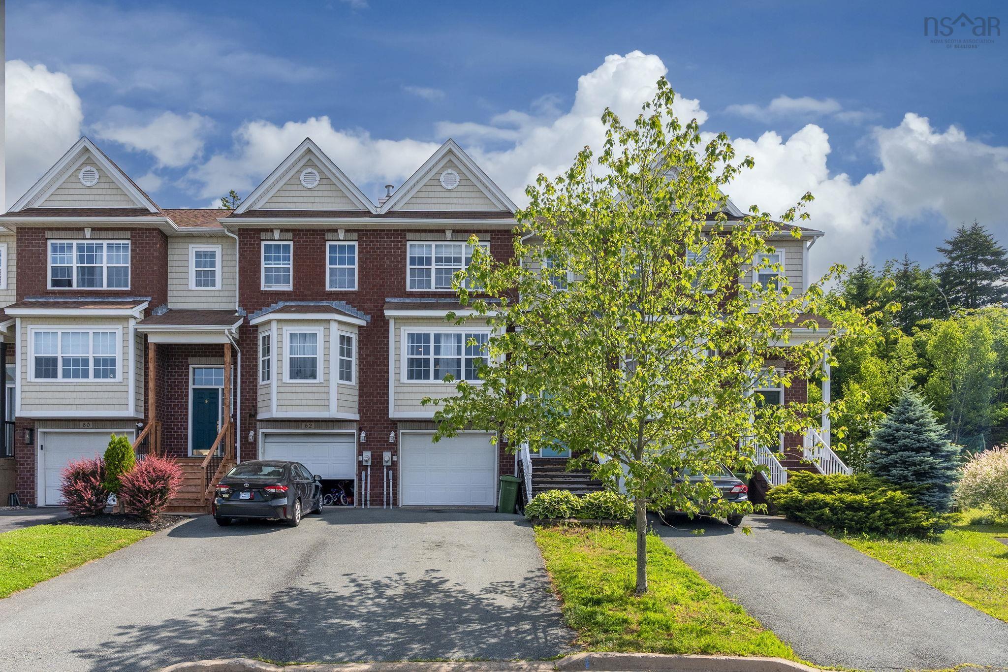 Thumbnail image for 64 Surrey Way MLS<sup>®</sup> 202621182