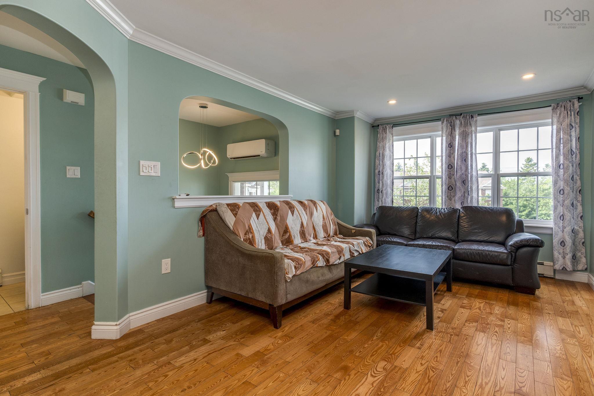 View image 12
