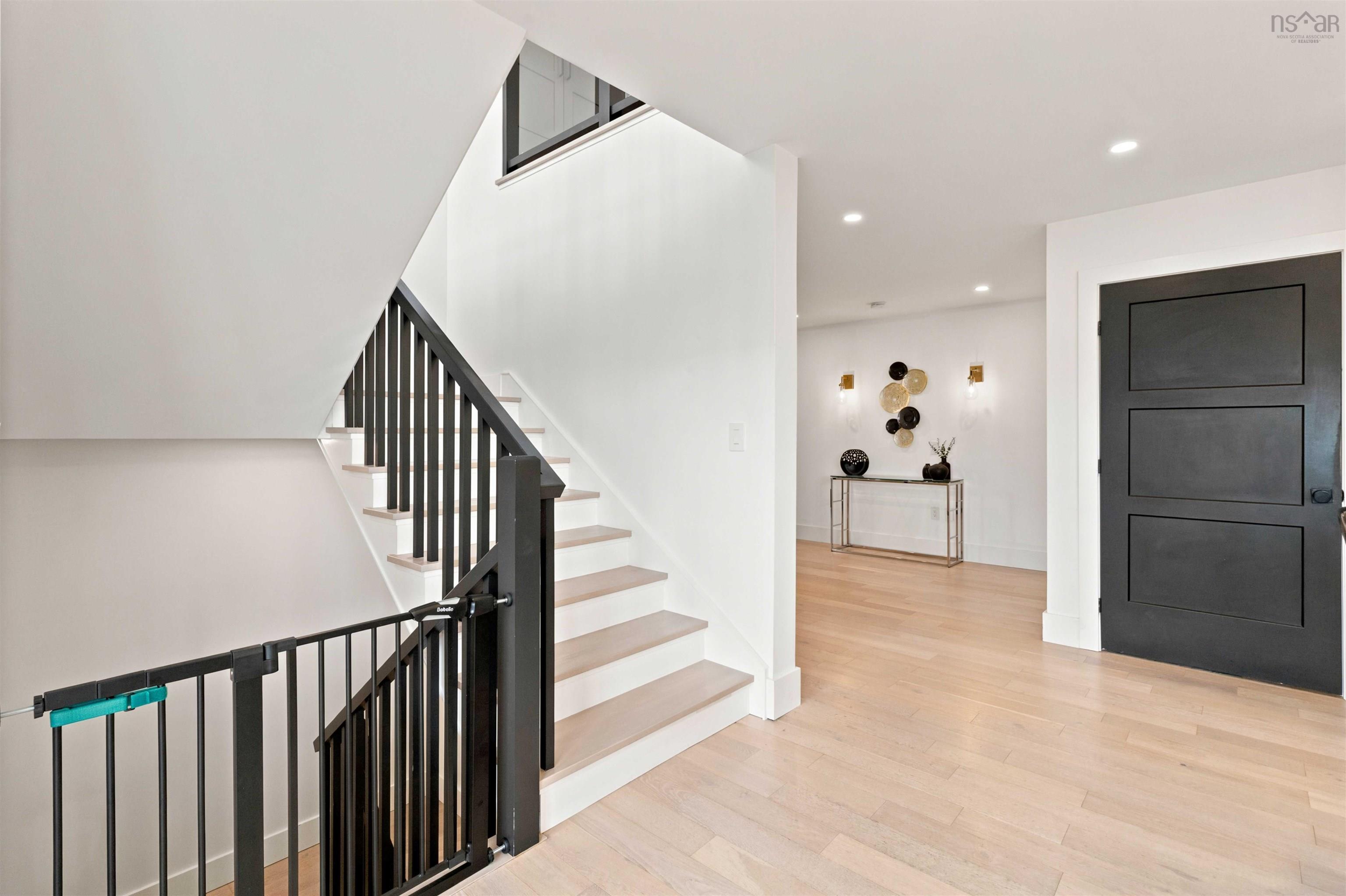 View image 18