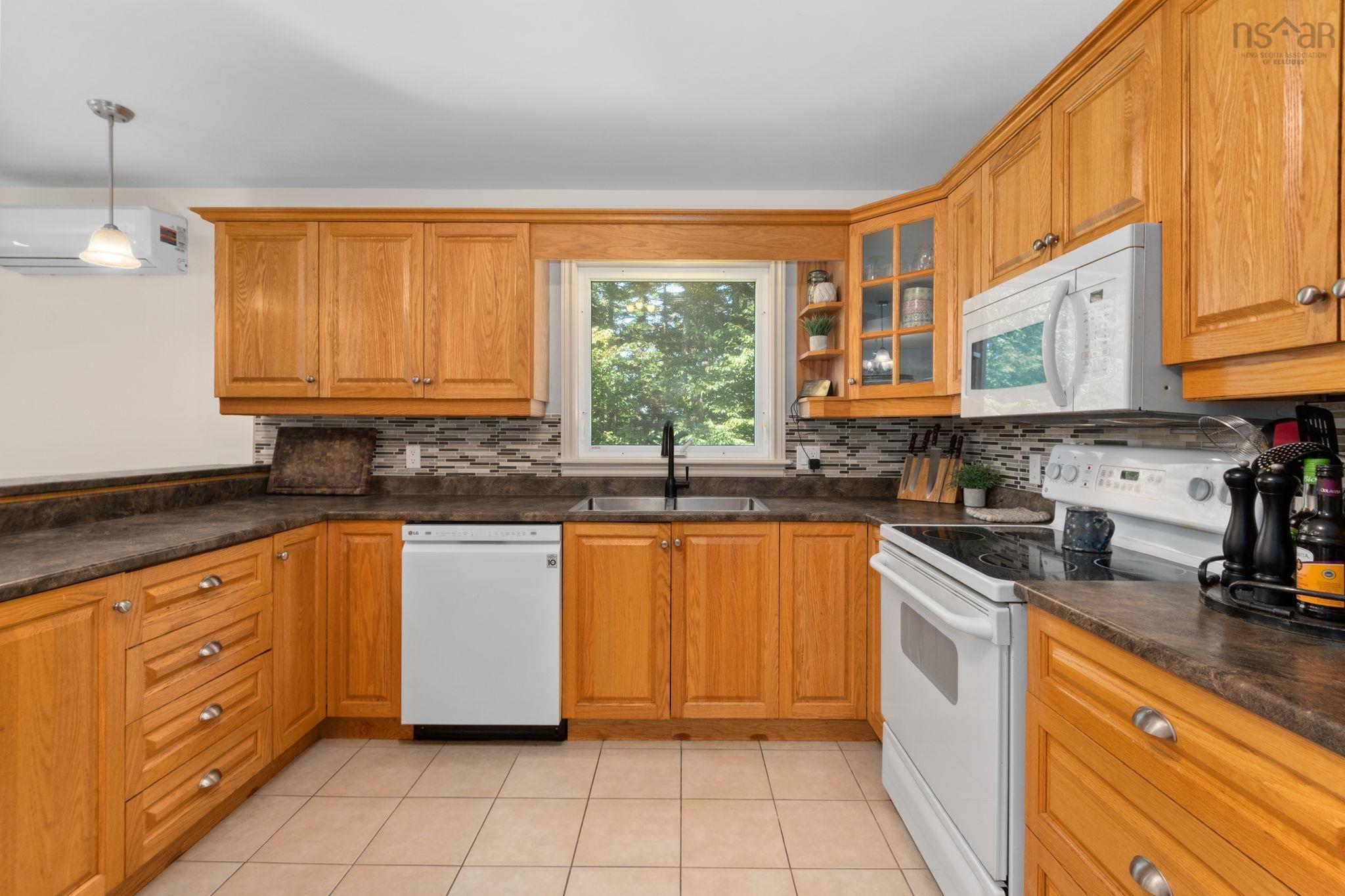 View image 12