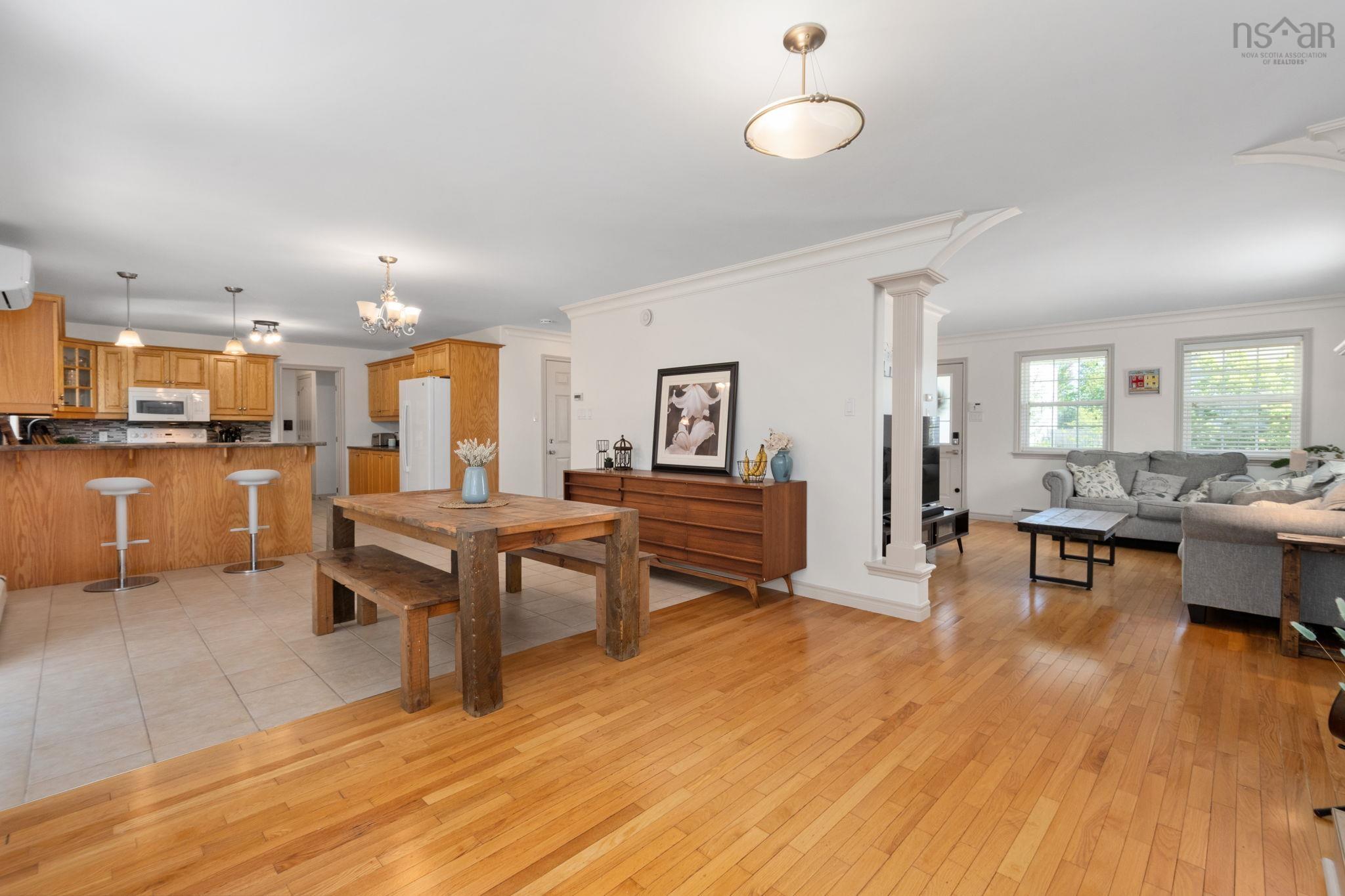 View image 8
