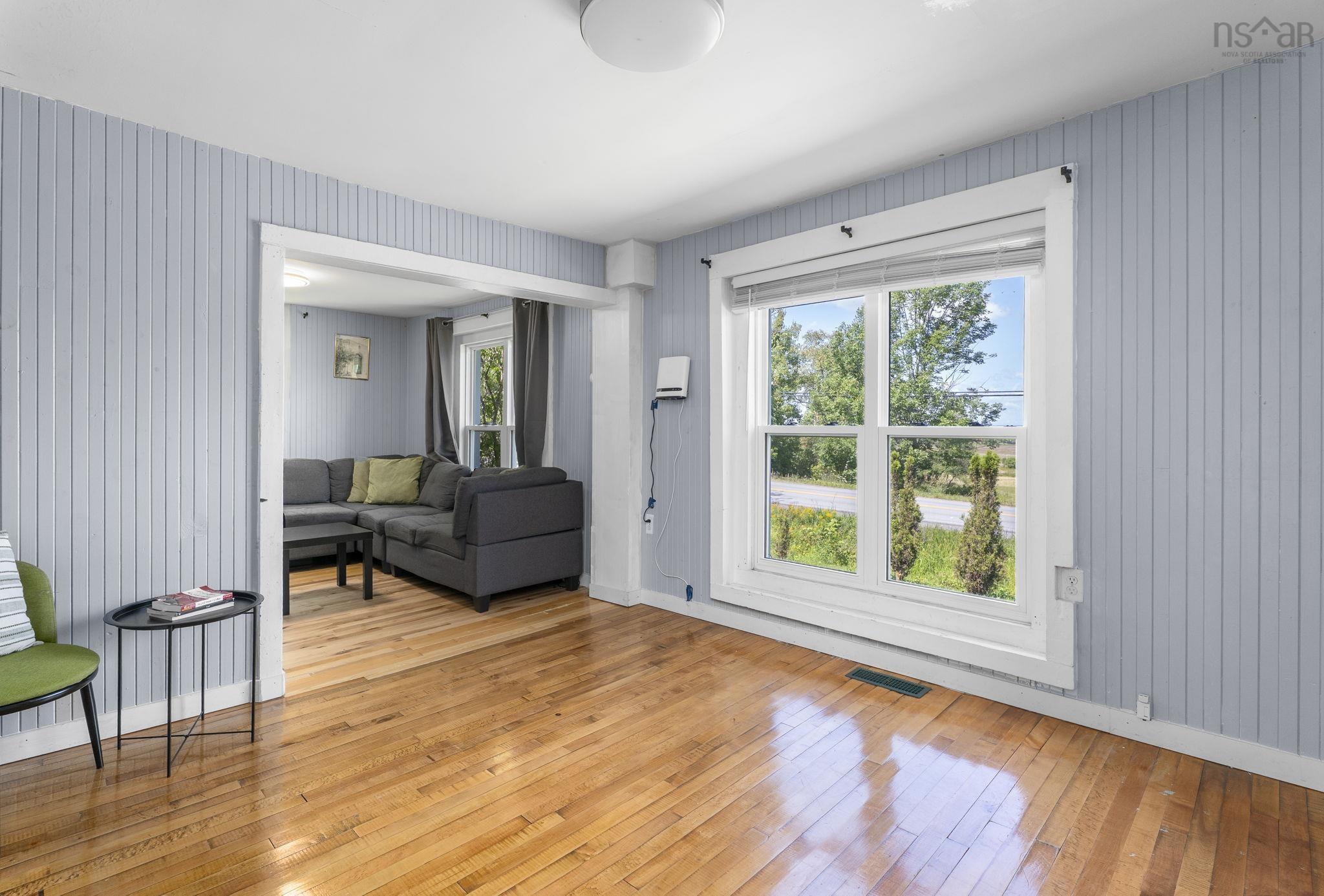 View image 11