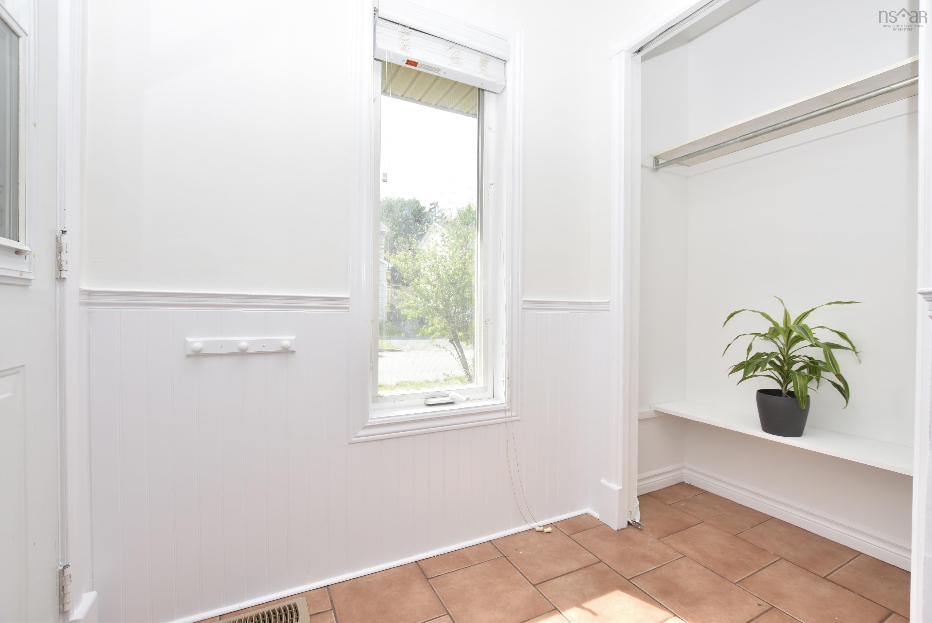 View image 12
