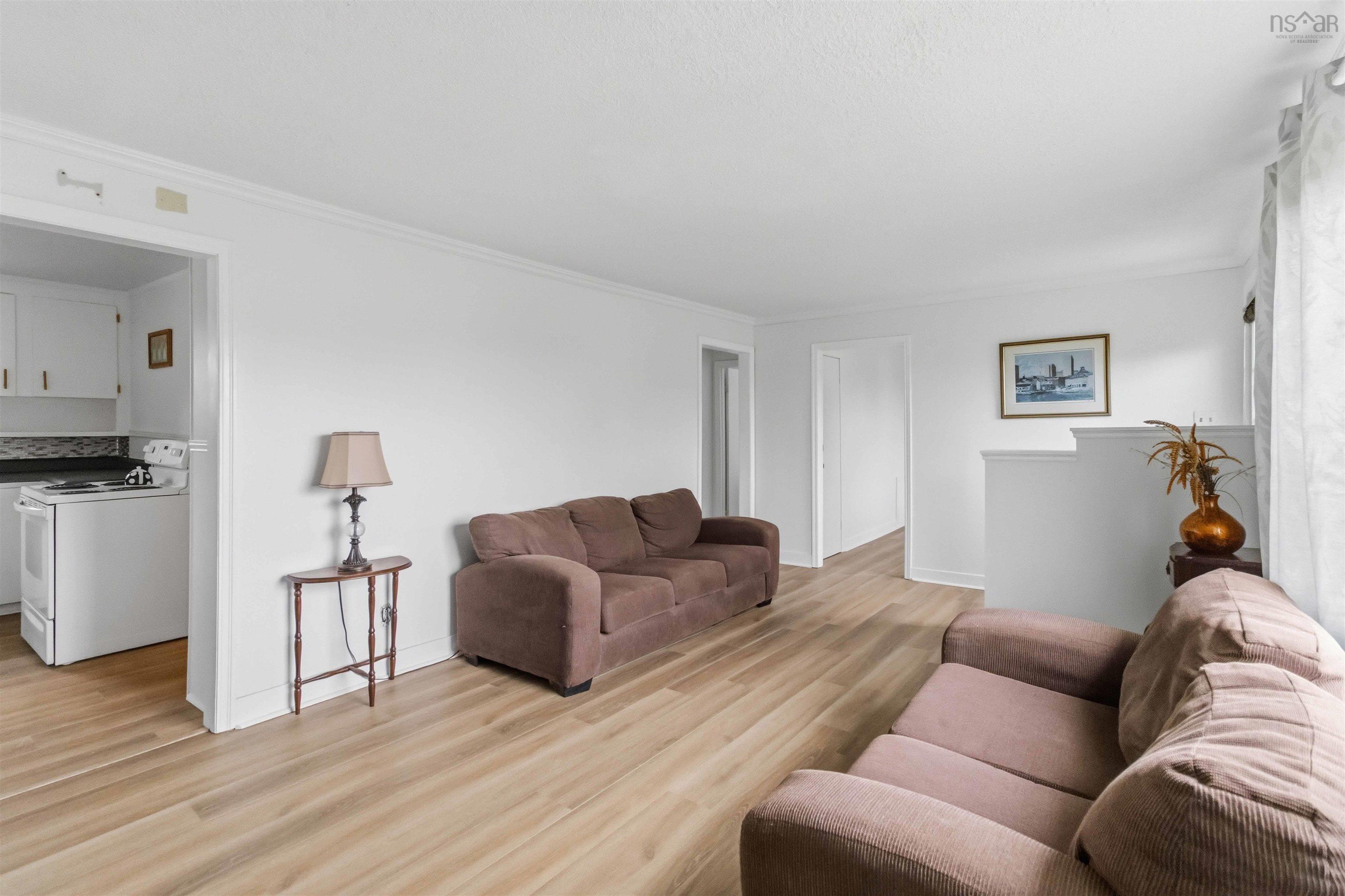View image 11