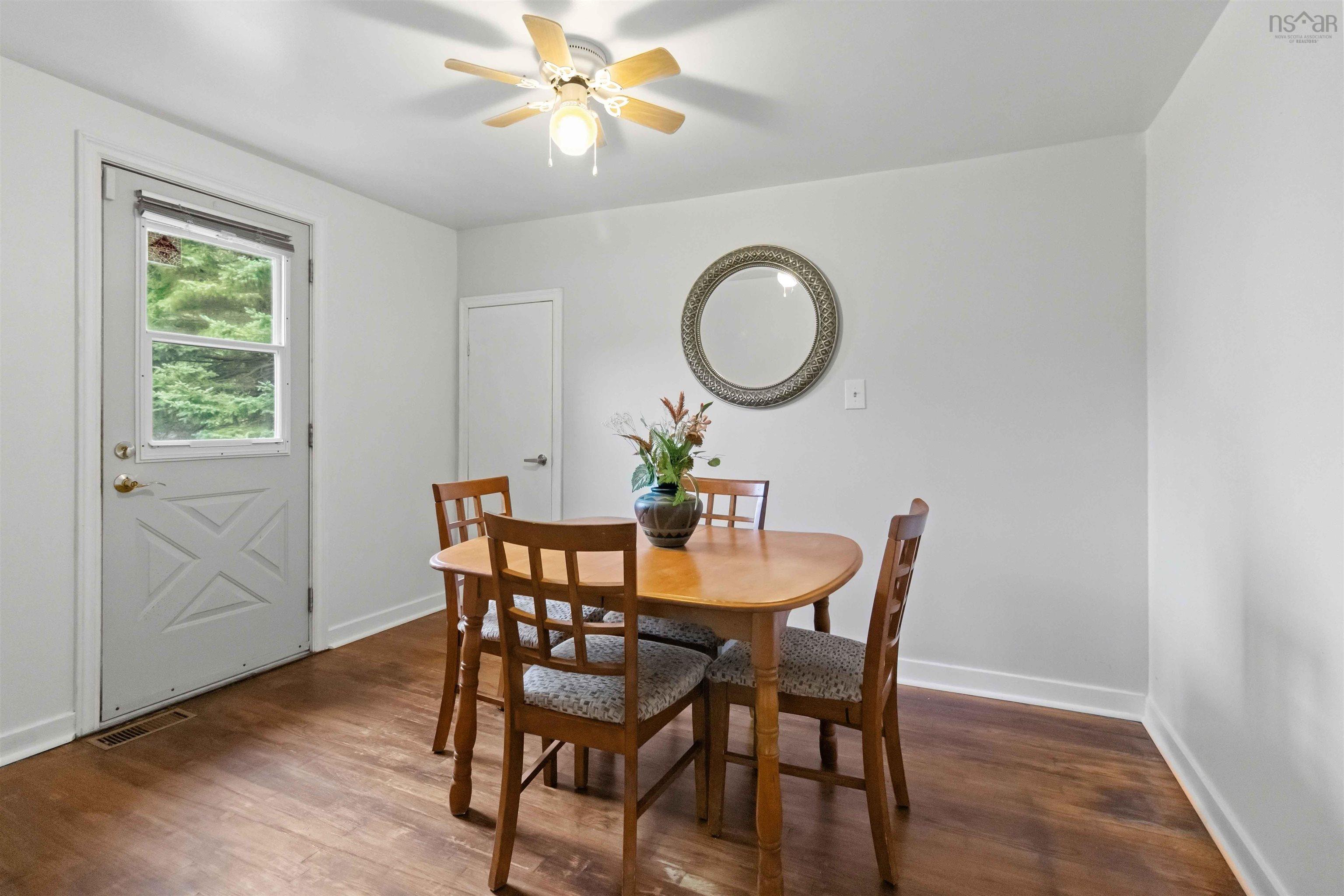 View image 17