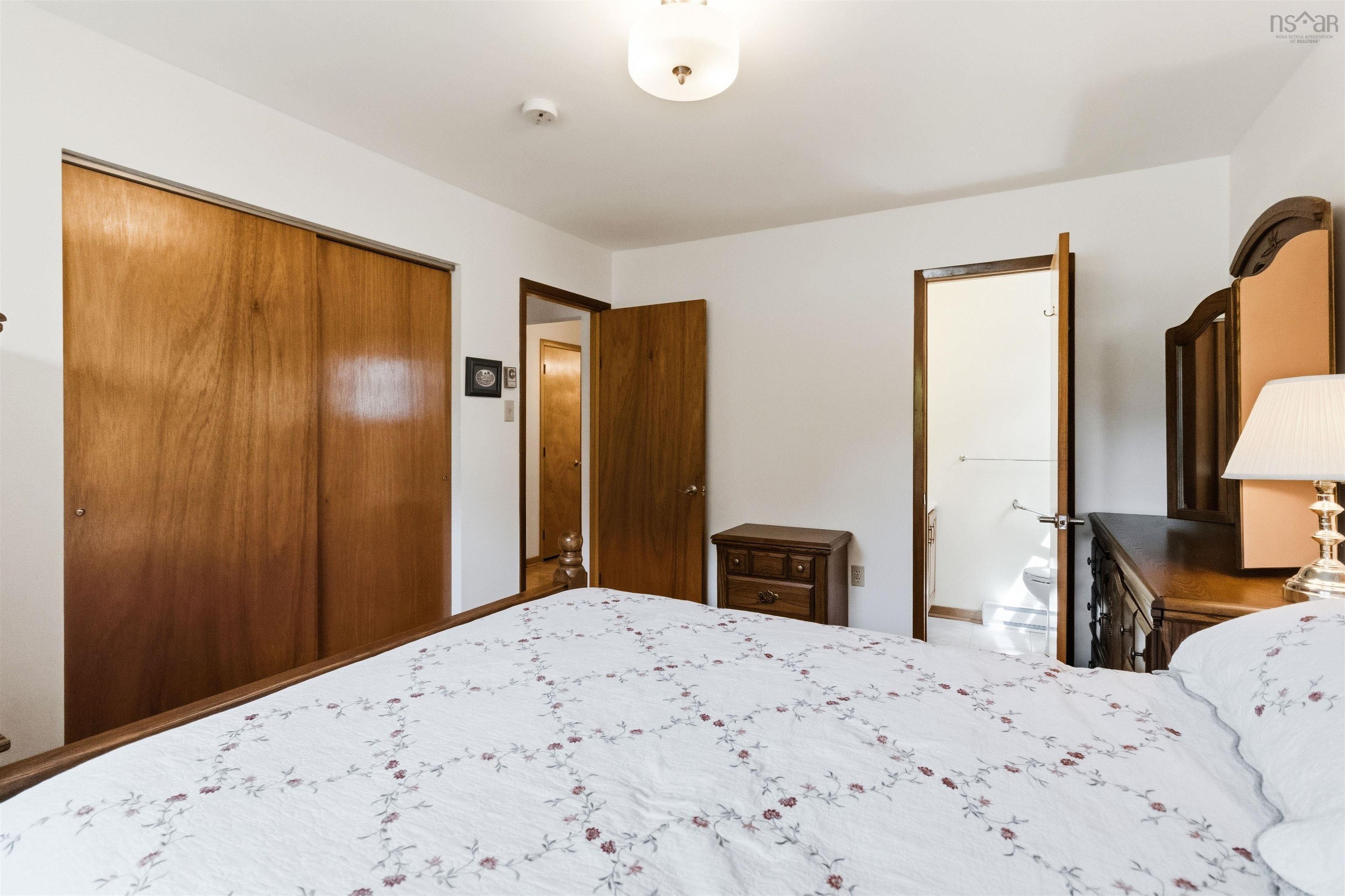 View image 18