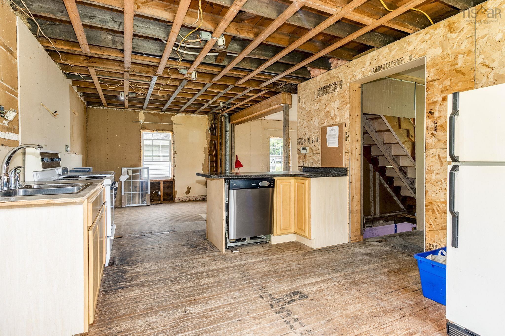 View image 18