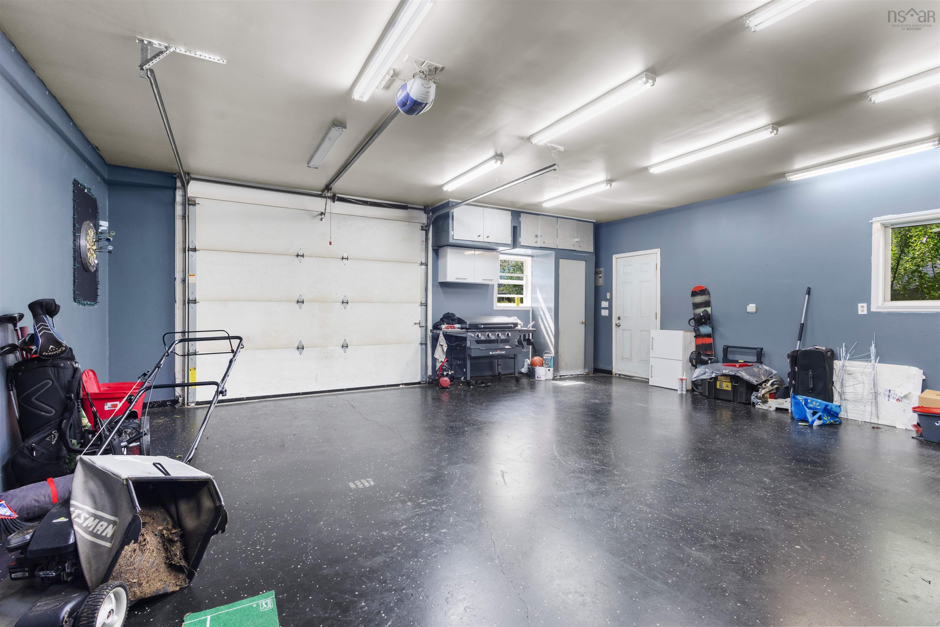 View image 32