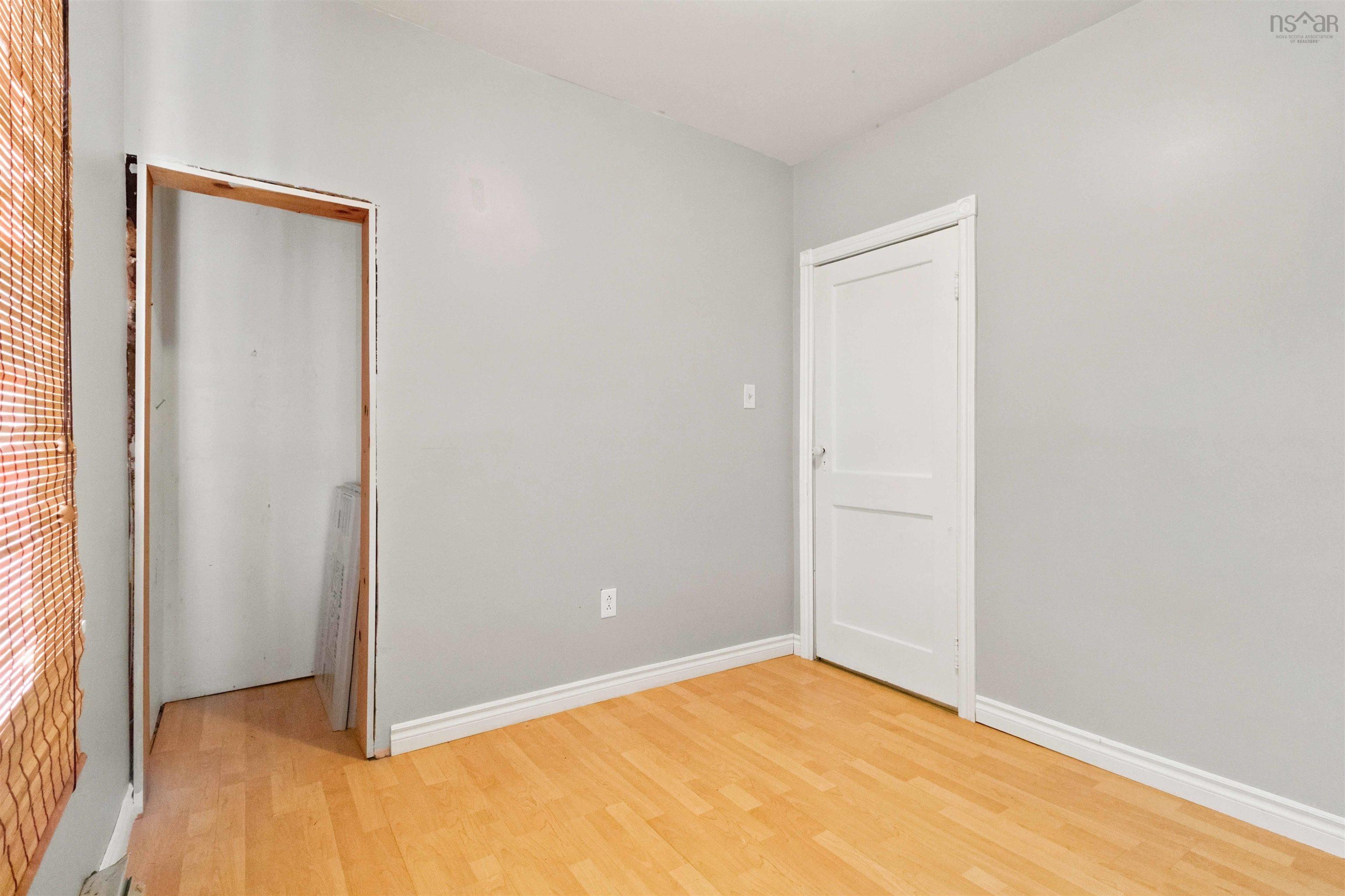View image 25