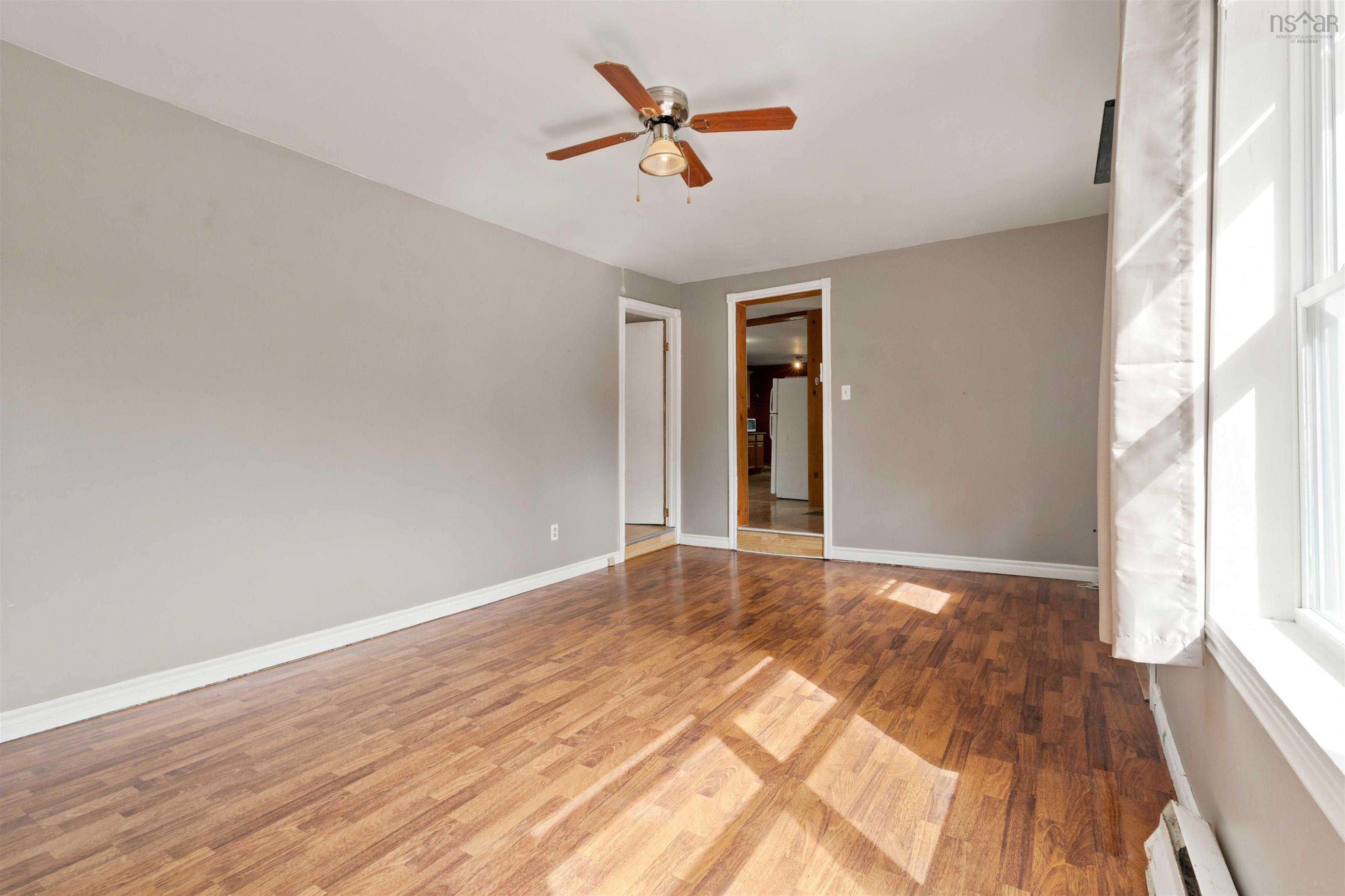 View image 9