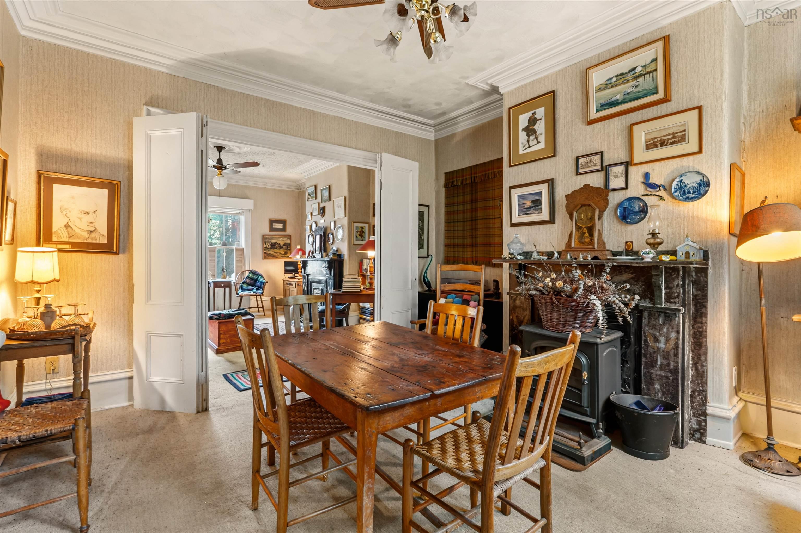 View image 18