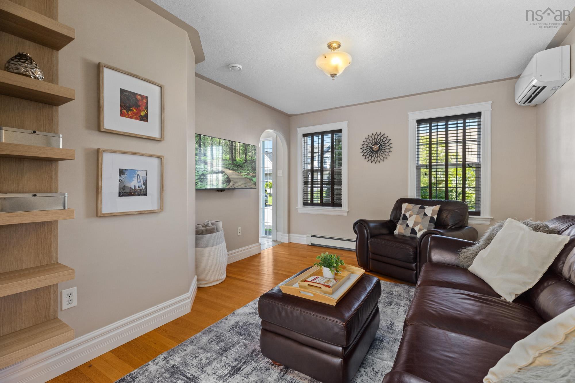 View image 10