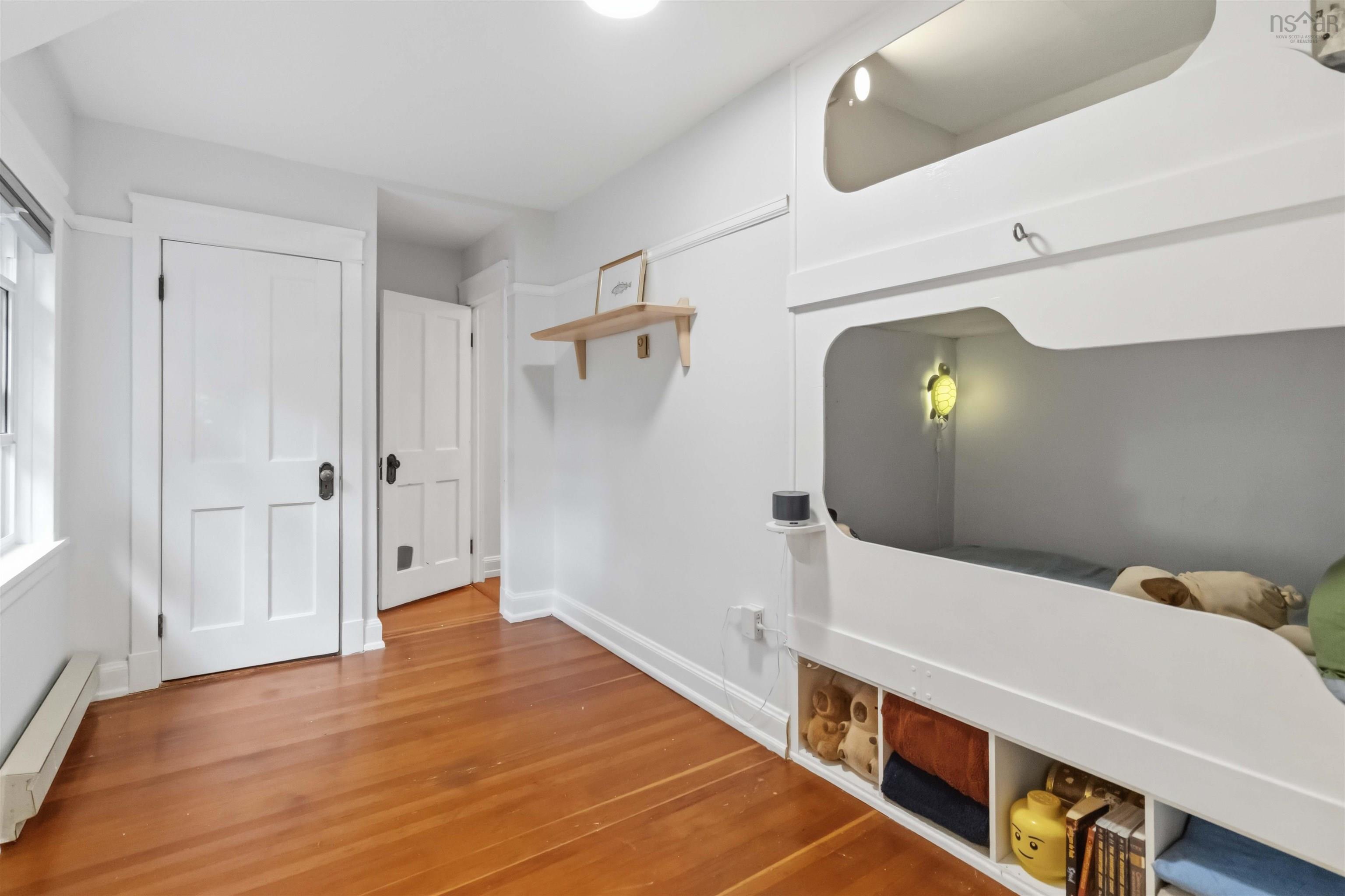 View image 18