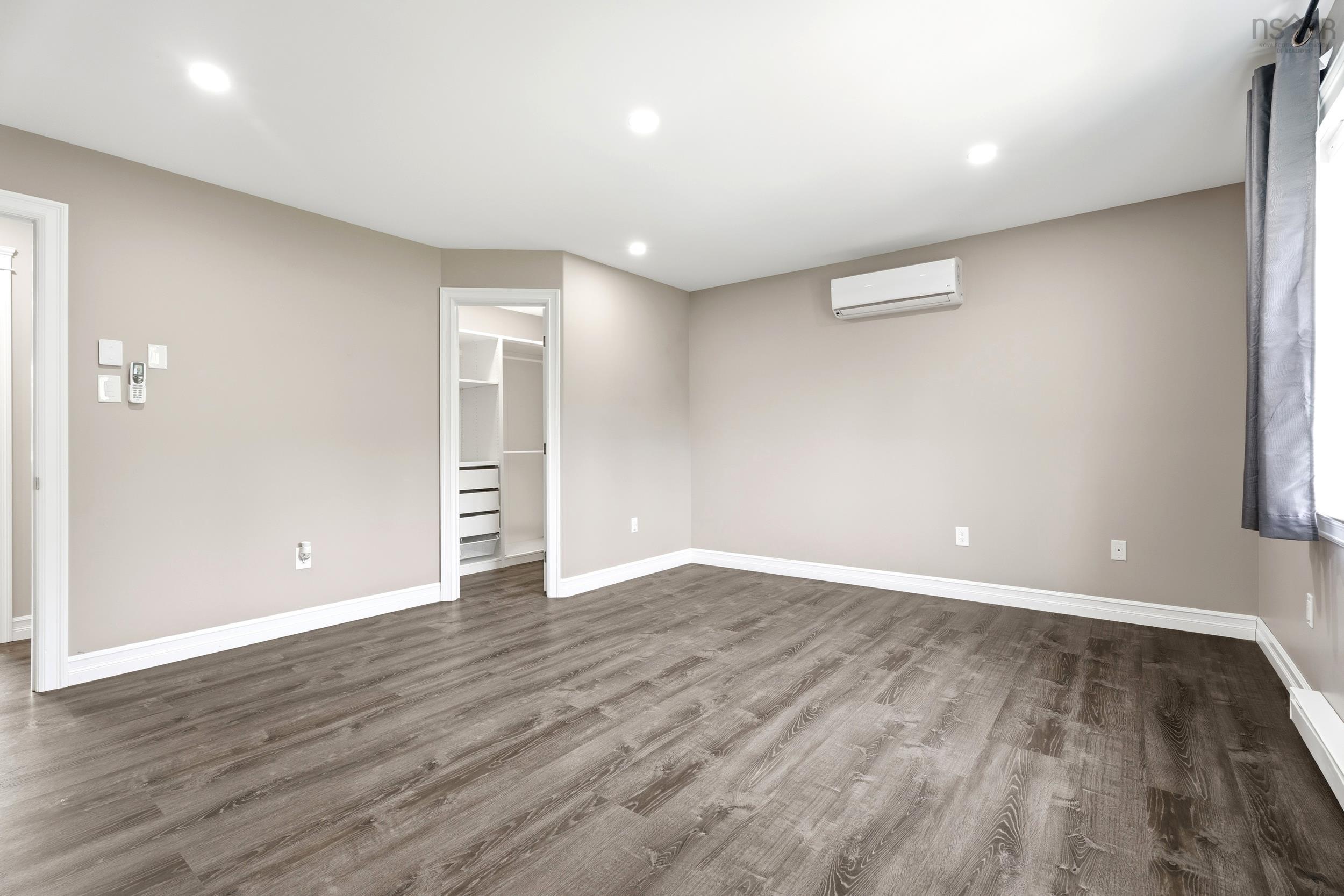 View image 19