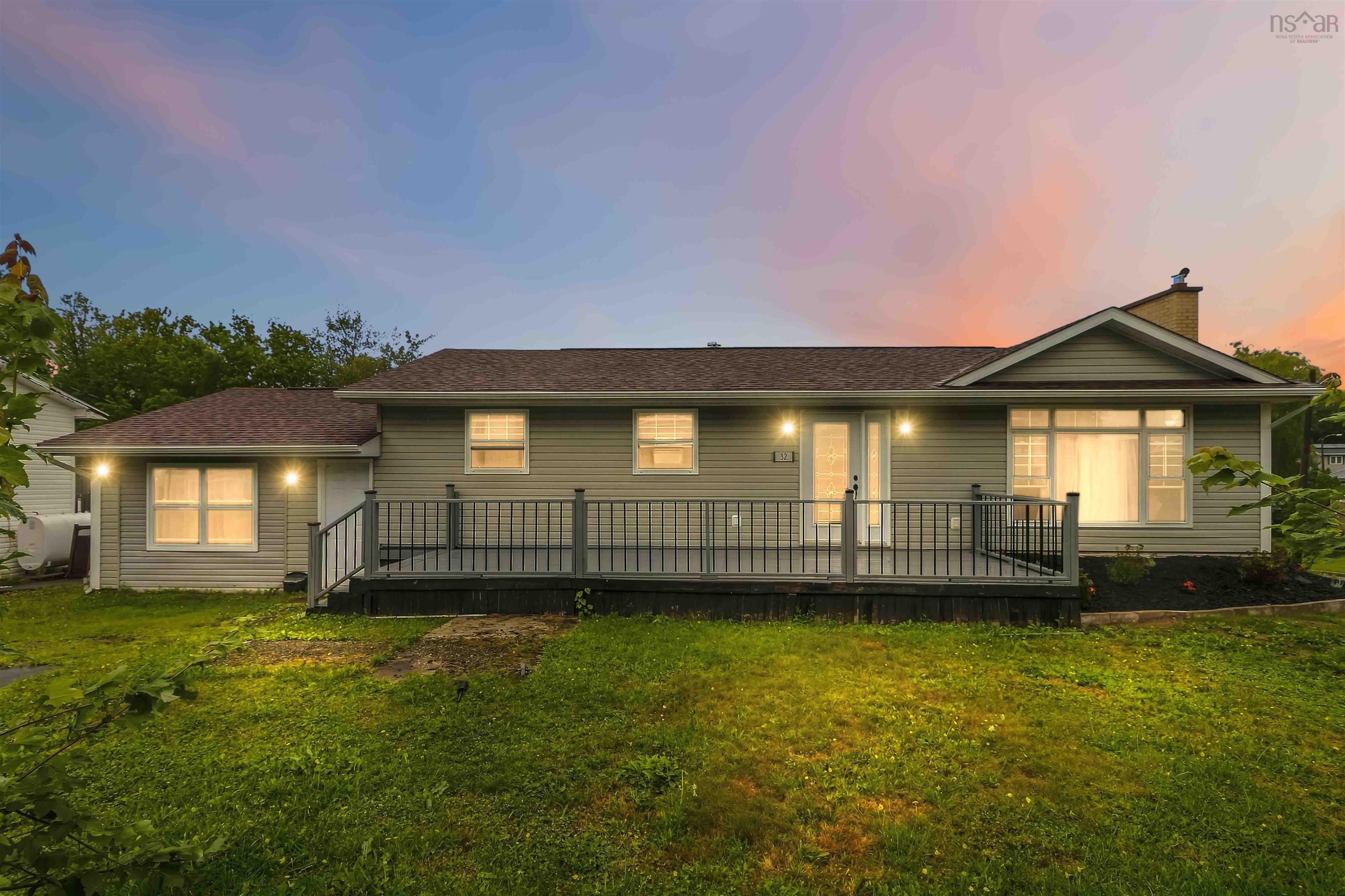Thumbnail image for 32 Tamarack Circle MLS<sup>®</sup> 202621413