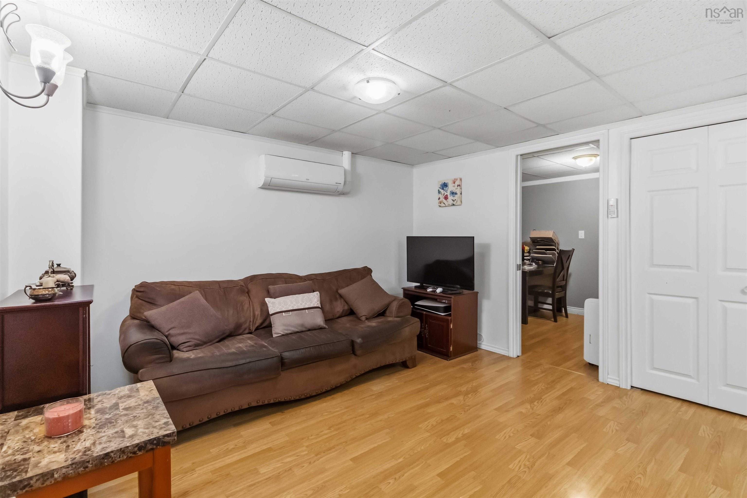 View image 28