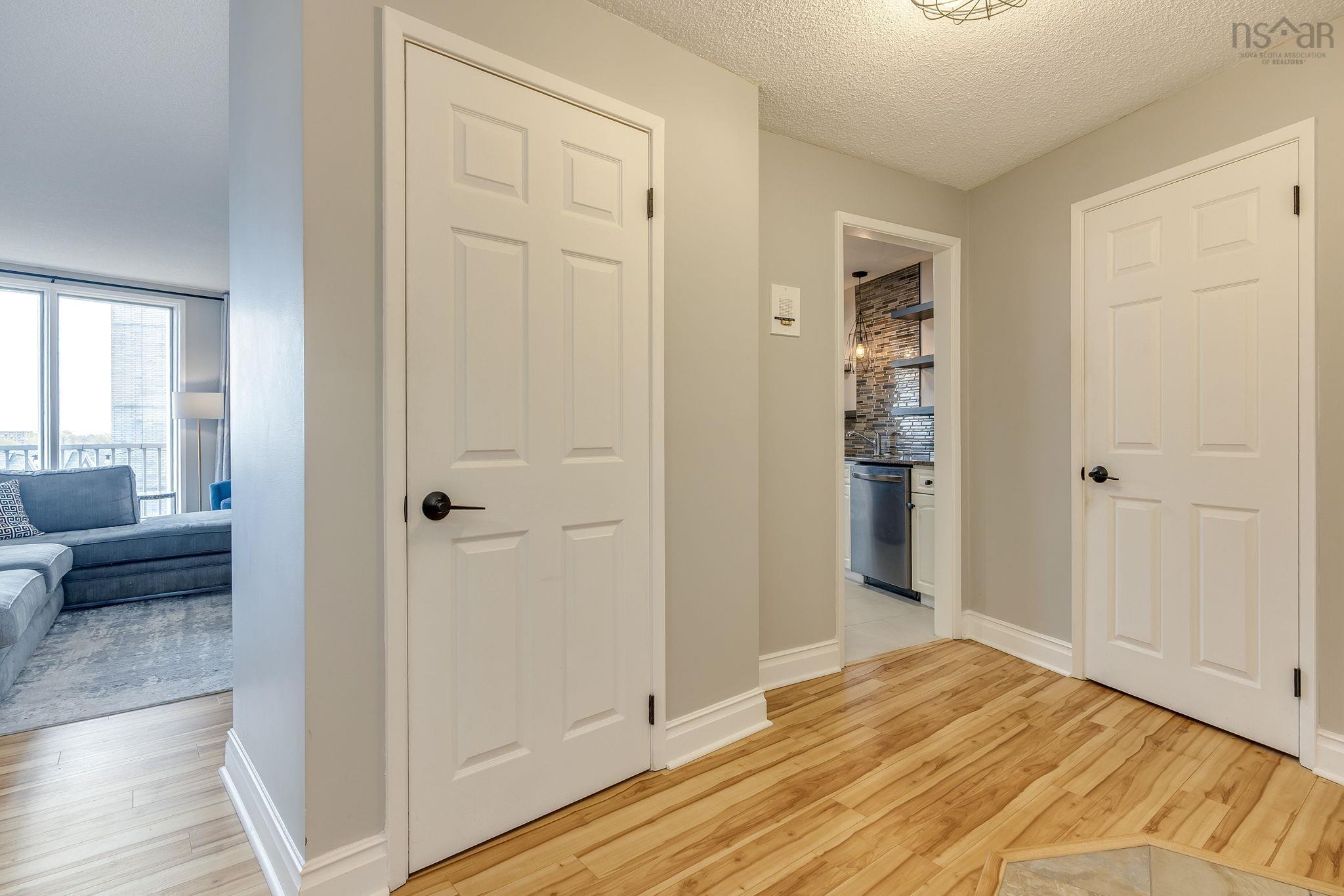 View image 12