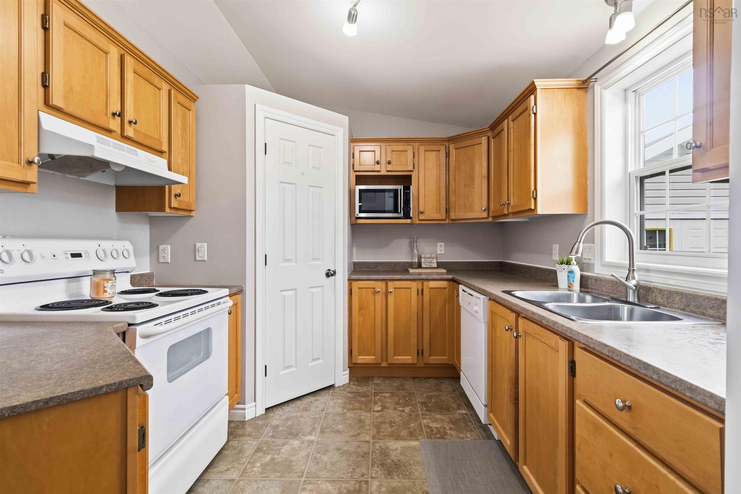 View image 18