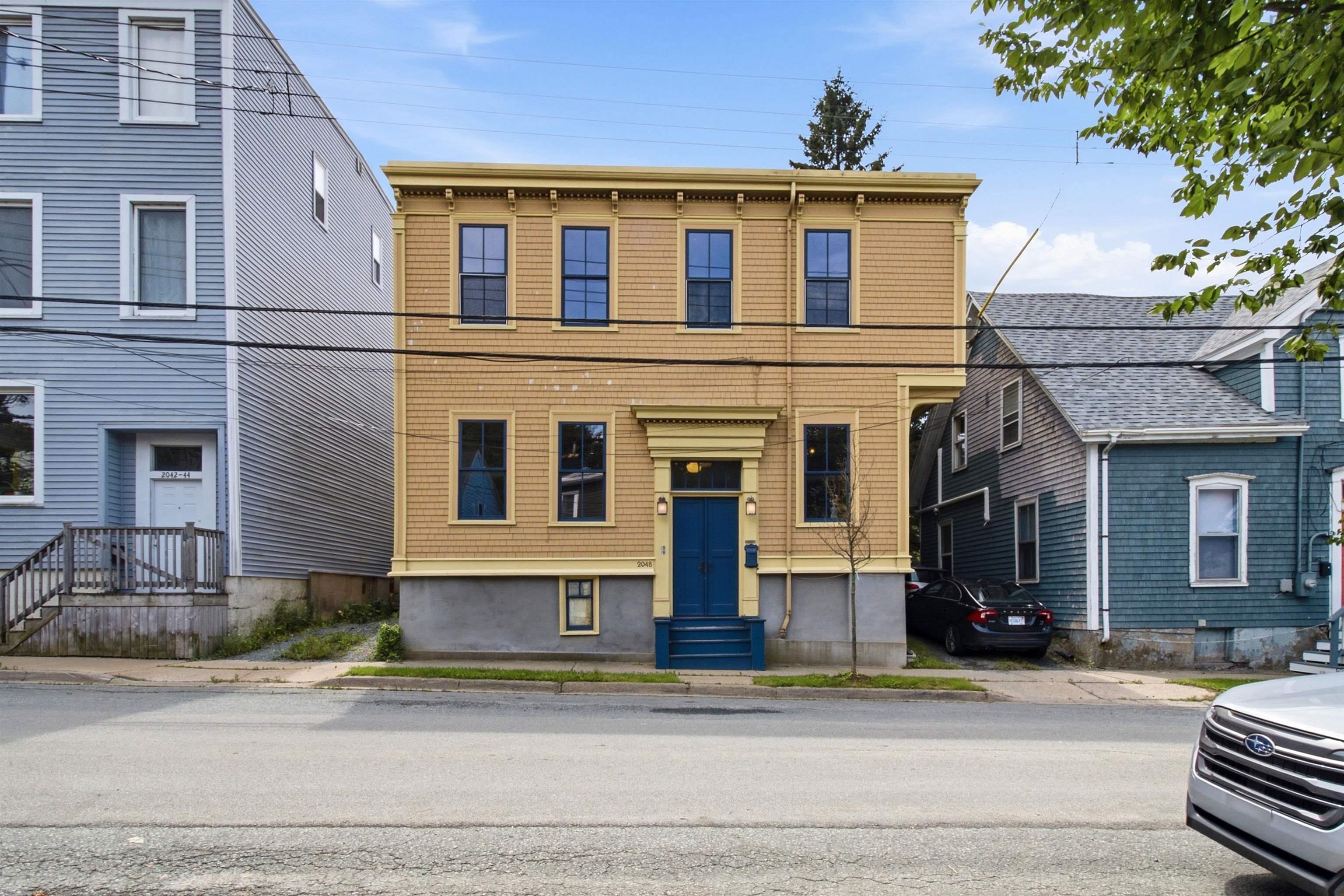 Thumbnail image for 2048 Creighton Street MLS<sup>®</sup> 202621440