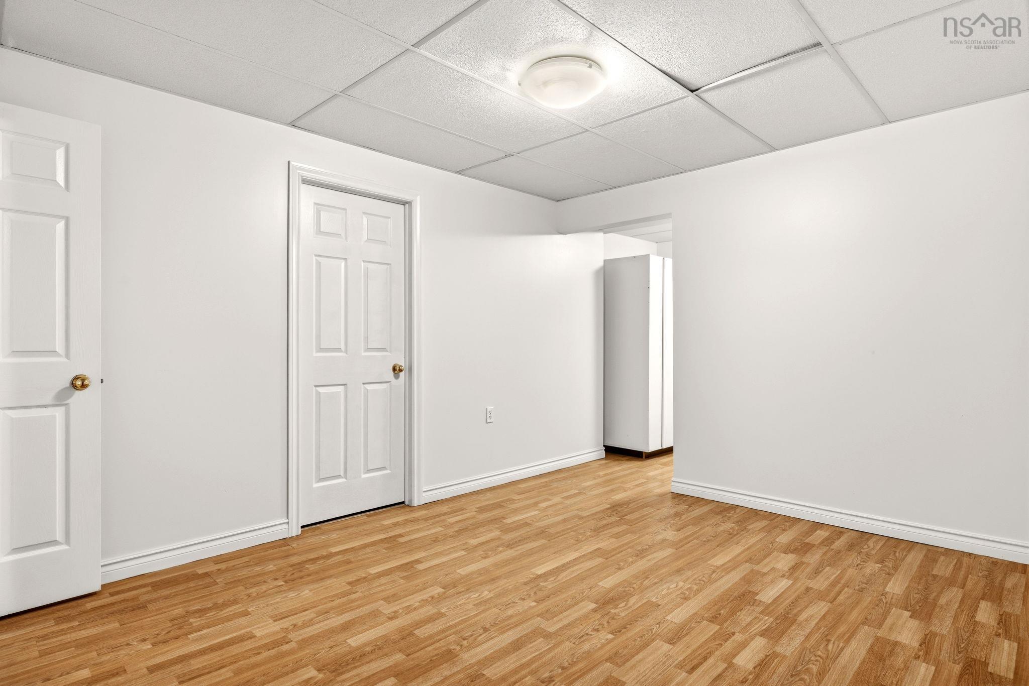 View image 32