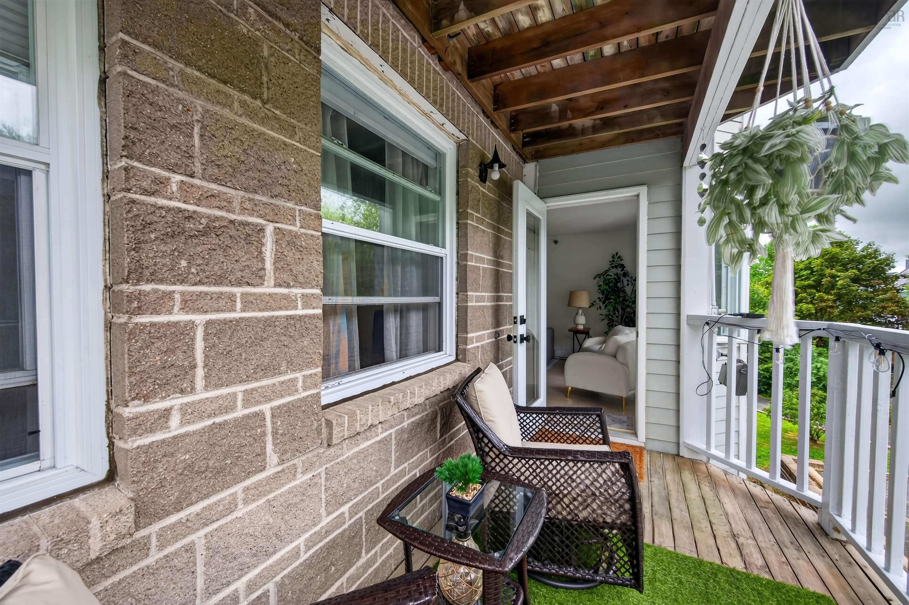 View image 18
