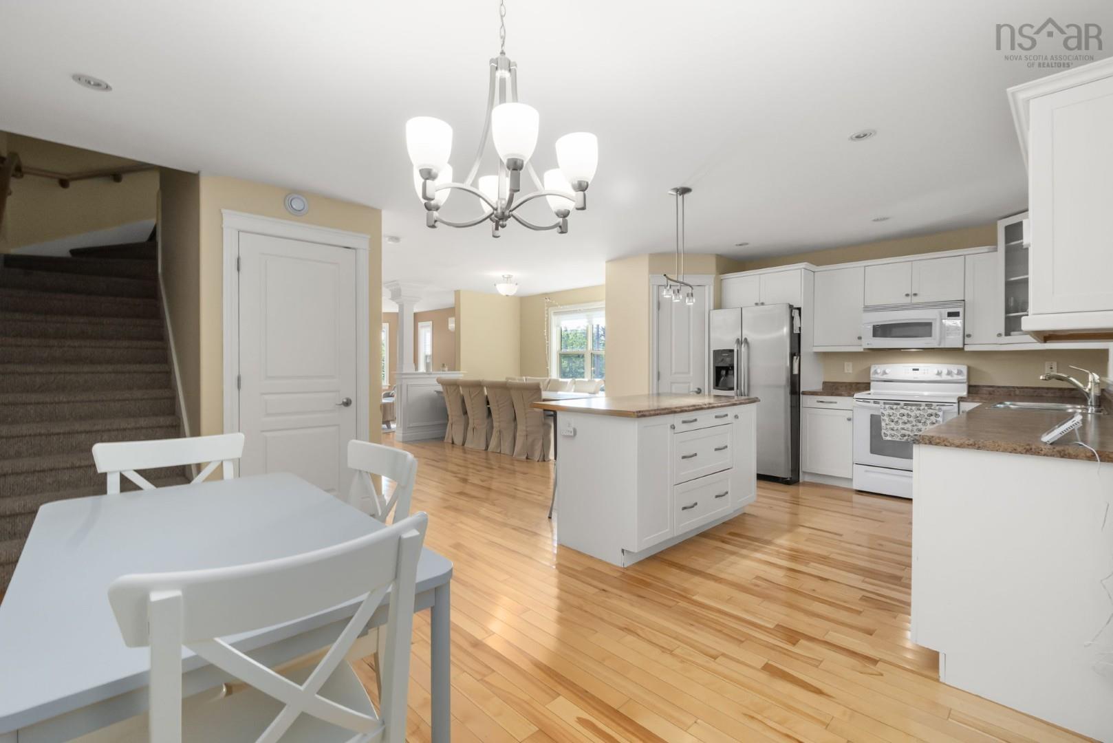 View image 18