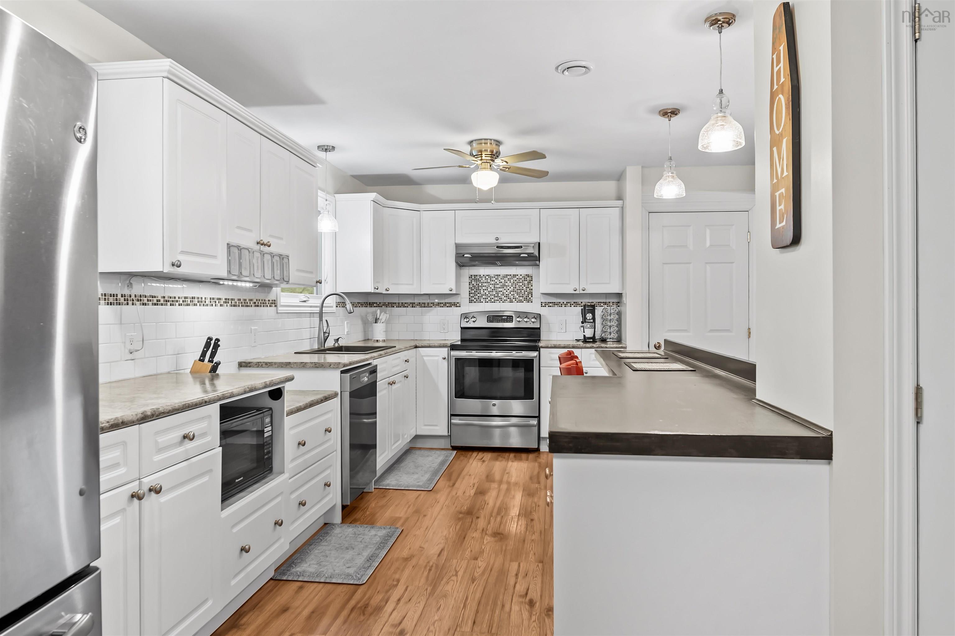 View image 12