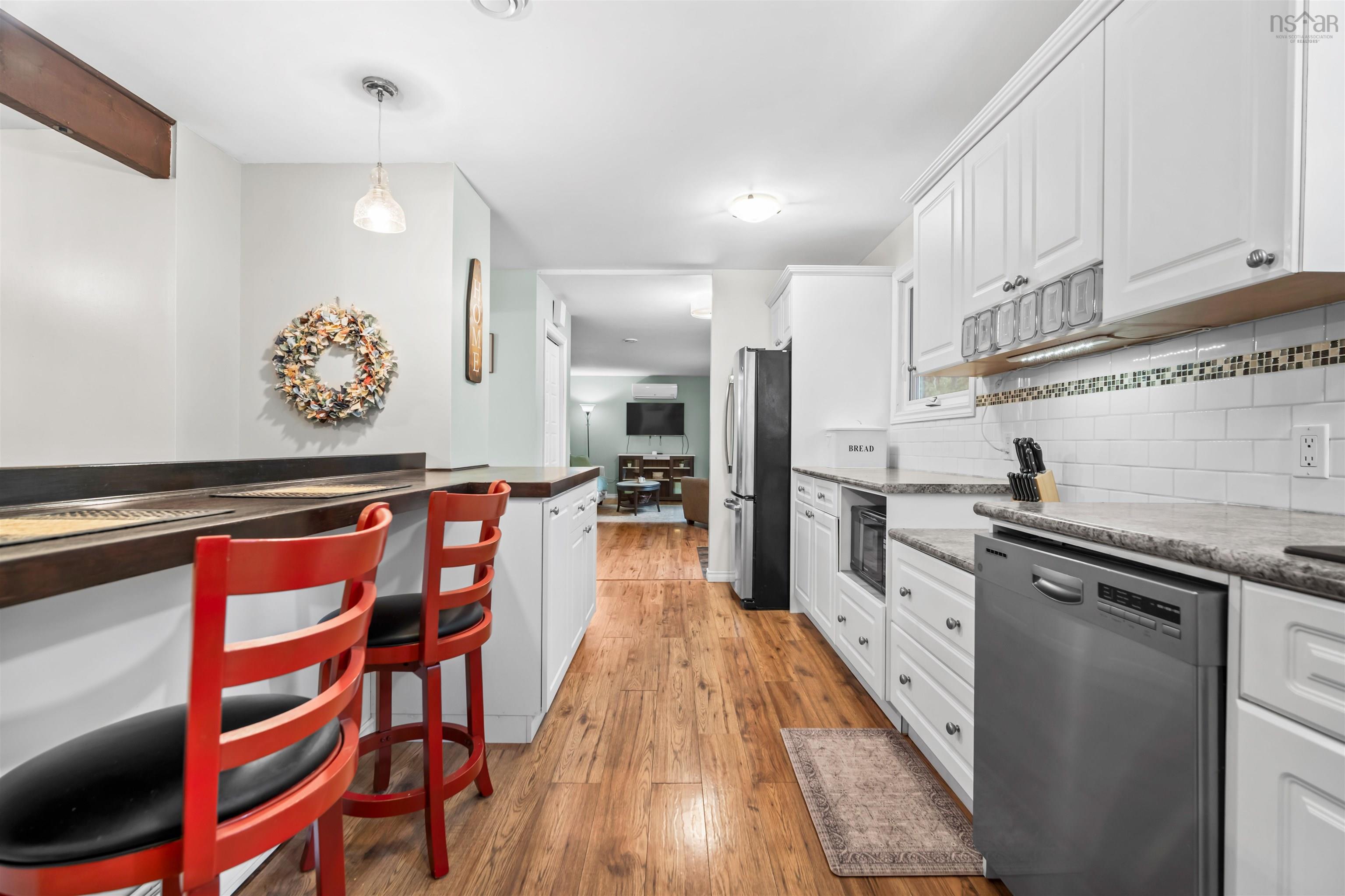 View image 18