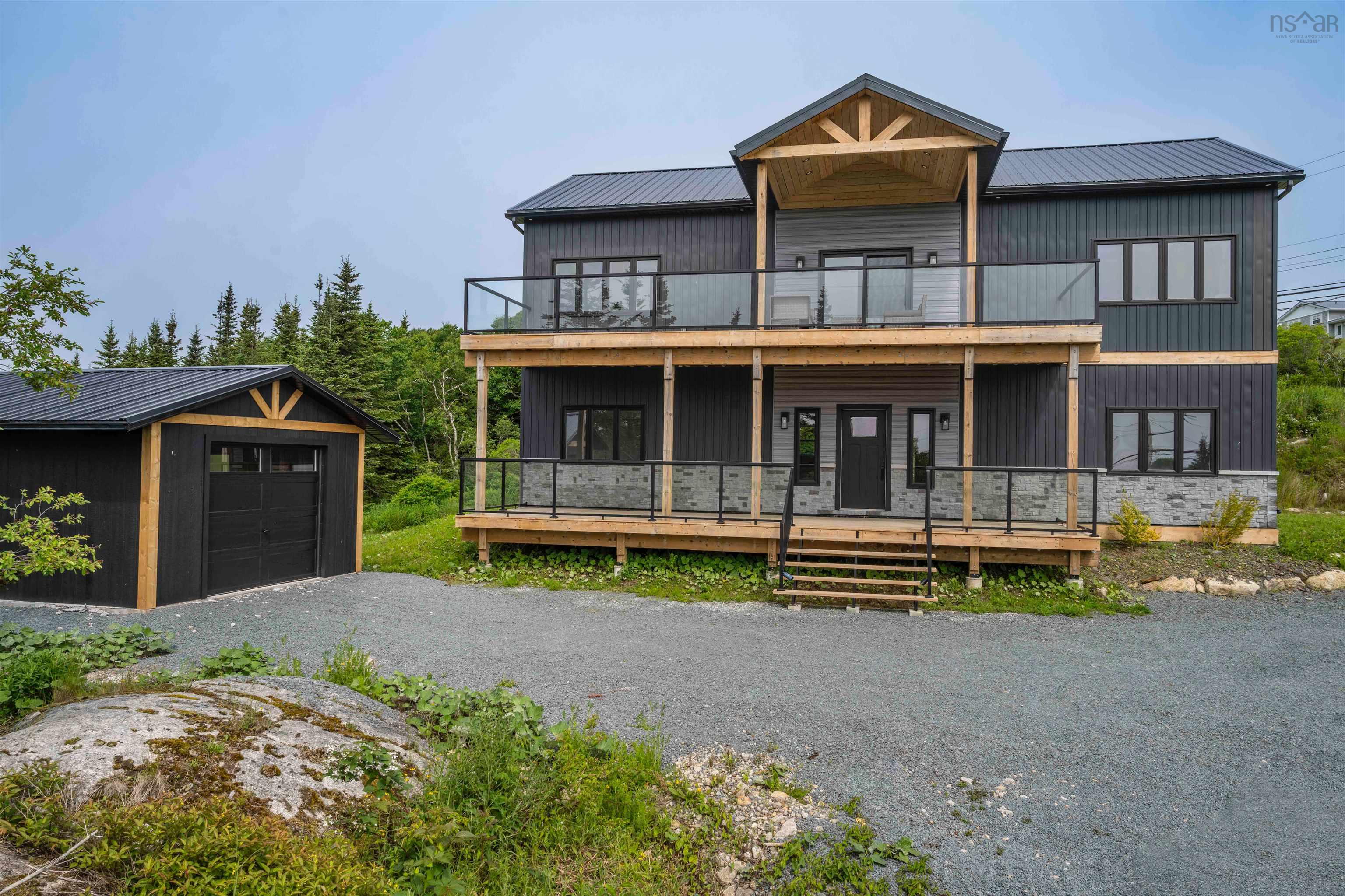 Thumbnail image for 1605 Terence Bay Road MLS<sup>®</sup> 202621574