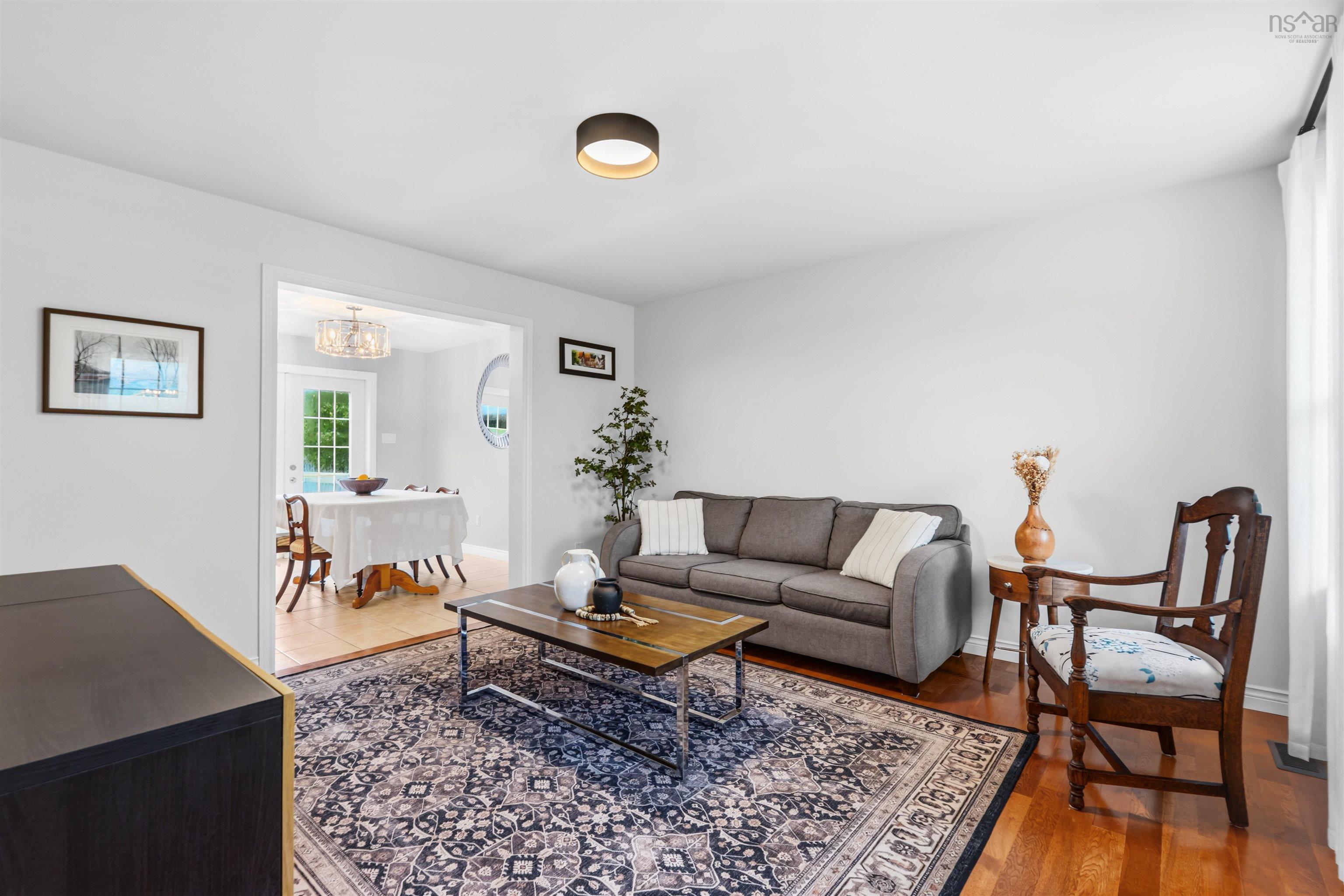 View image 18